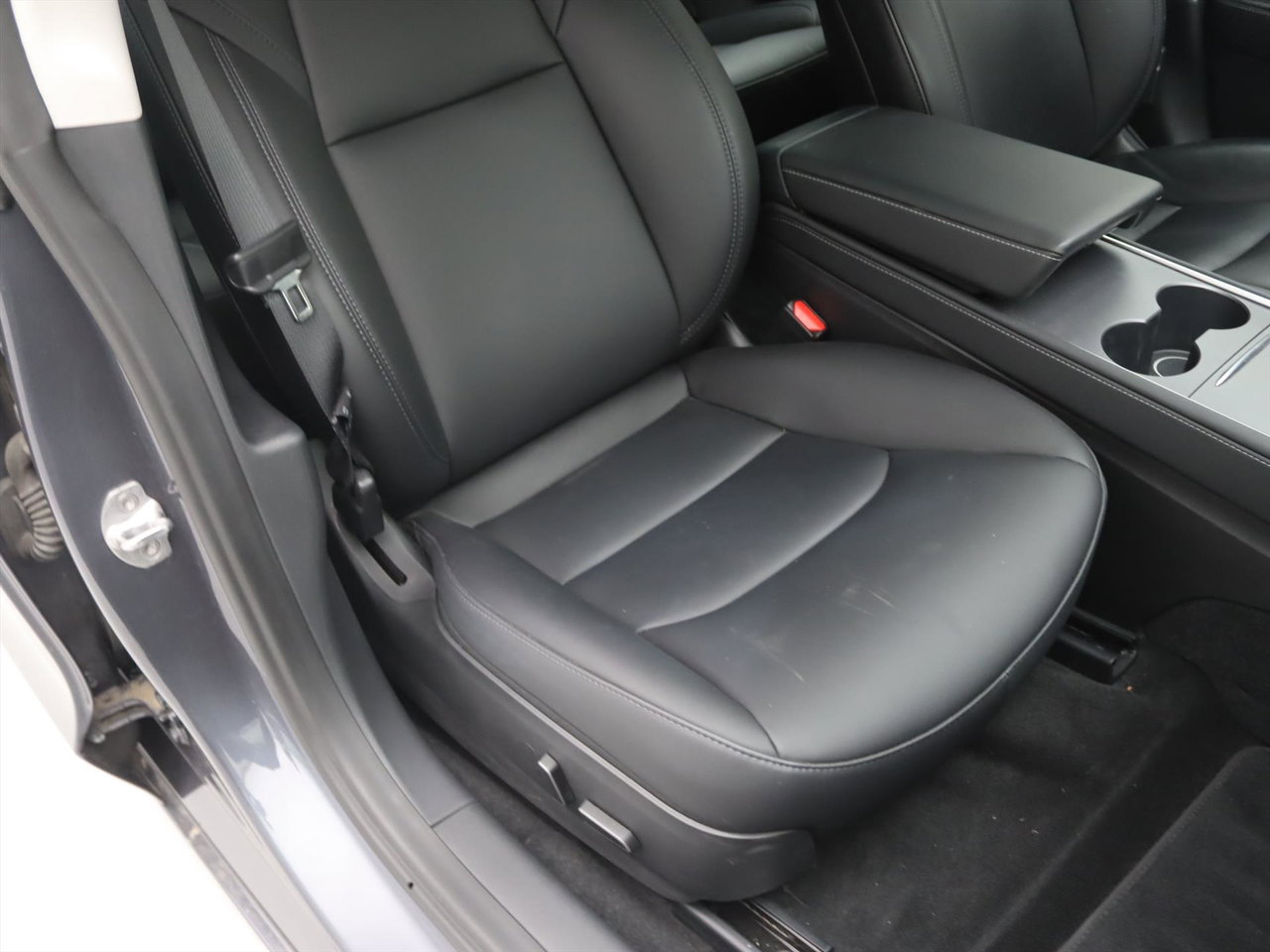 Tesla Model 3 Standard RWD Plus FACELIFT 93% SoH [ LFP-ACCU+WARMTEPOMP+AUTOPILOT+60 kWh+PREMIUM AUDIO ] 19