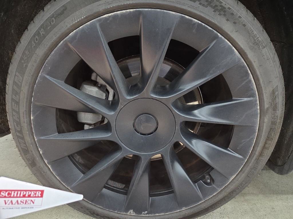 Tesla Model Y Long-Range AWD 351pk 75 kWh [ AMD RYZEN+AUTOPILOT+20 INCH+533KM WLTP+PREMIUM AUDIO ] 7