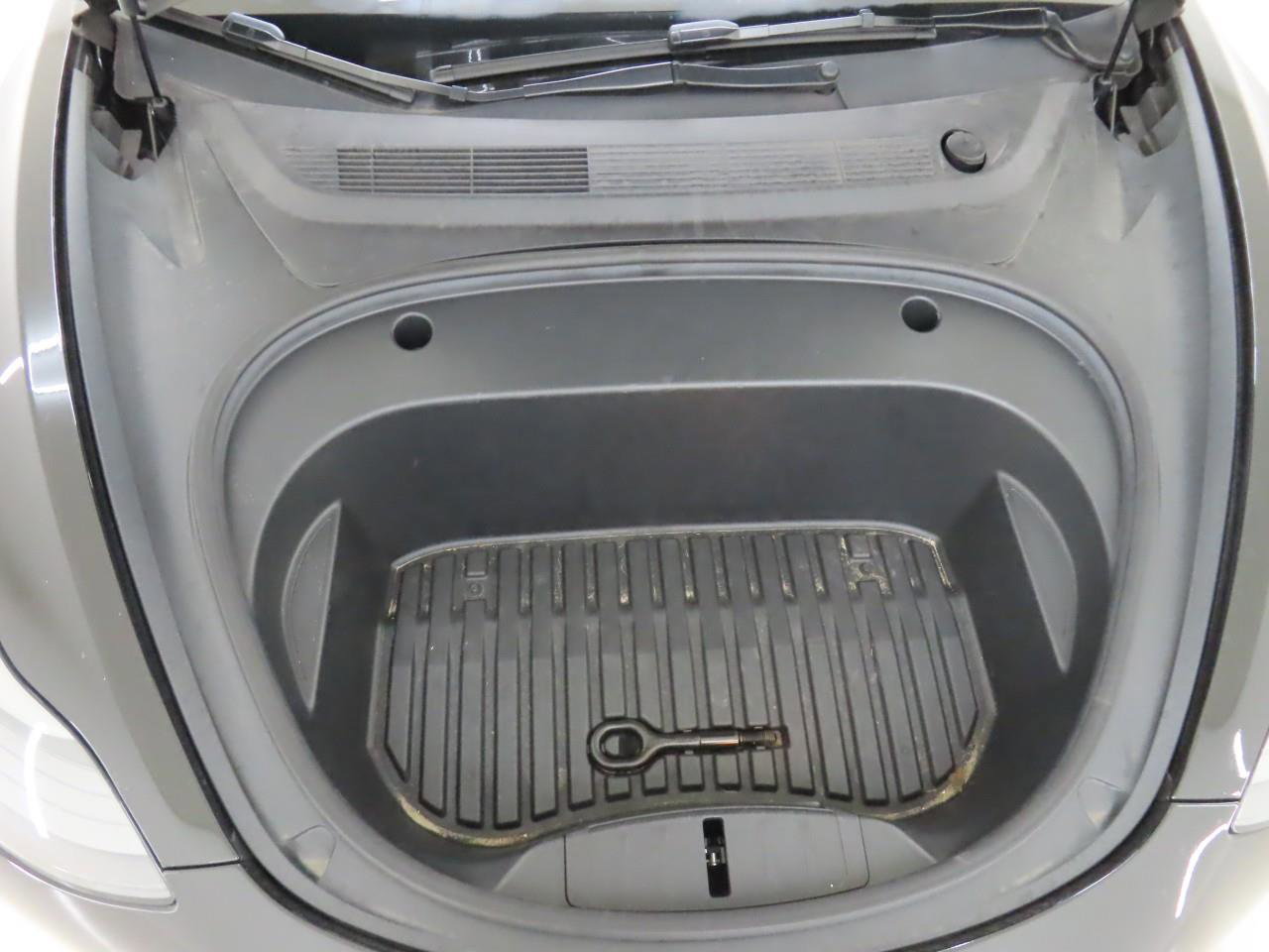 Tesla Model 3 Long-Range AWD 351pk 75 kWh 90.2% SoH FACELIFT [ WARMTEPOMP+AUTOPILOT+620KM WLTP ] 9