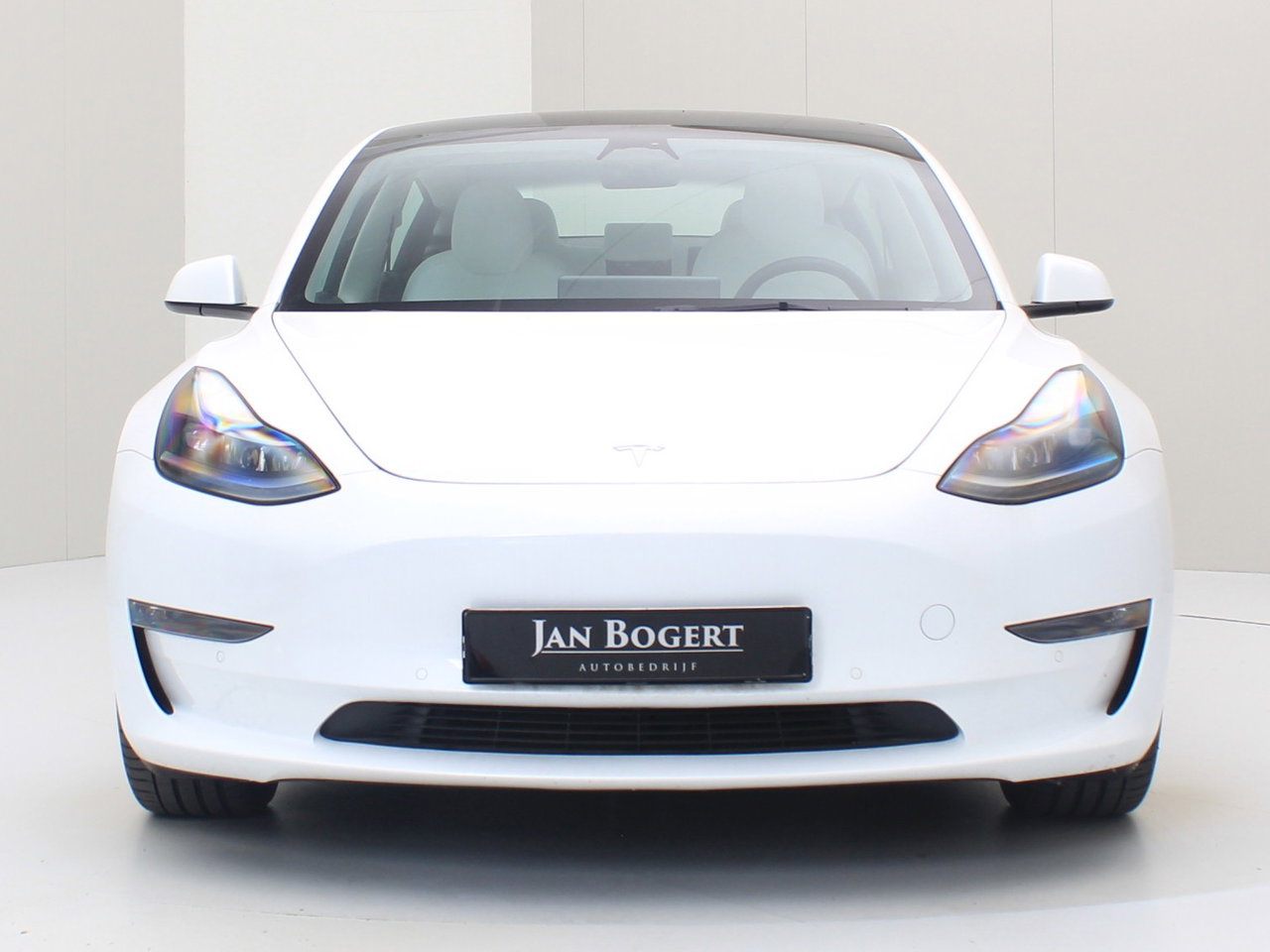 Tesla Model 3 Long-Range AWD 351pk 75 kWh UPGRADE 91% SoH [ TREKHAAK+WIT LEDER+RYZEN AMD+WARMTEPOMP+AUTOPILOT ] 7