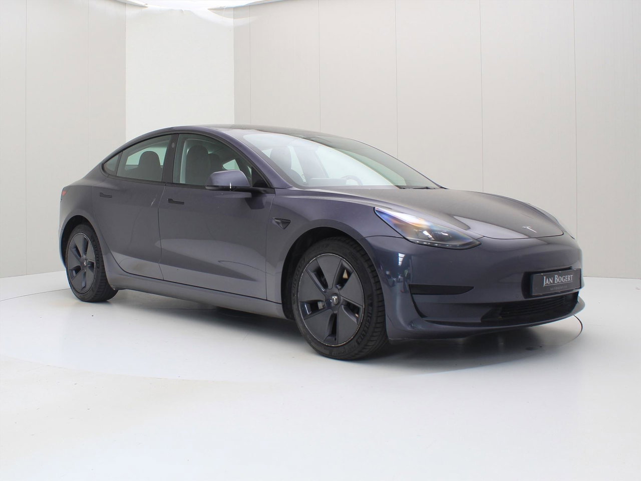 Tesla Model 3 Tesla Model 3 Standard RWD Plus FACELIFT 96.3% SoH [ LFP-ACCU+WARMTEPOMP+AUTOPILOT+60 kWh+PREMIUM AUDIO ] 4