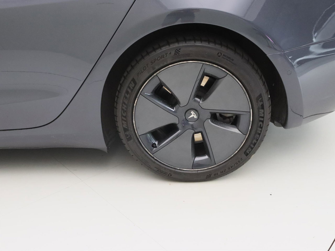 Tesla Model 3 Tesla Model 3 Standard RWD Plus FACELIFT 96.3% SoH [ LFP-ACCU+WARMTEPOMP+AUTOPILOT+60 kWh+PREMIUM AUDIO ] 22