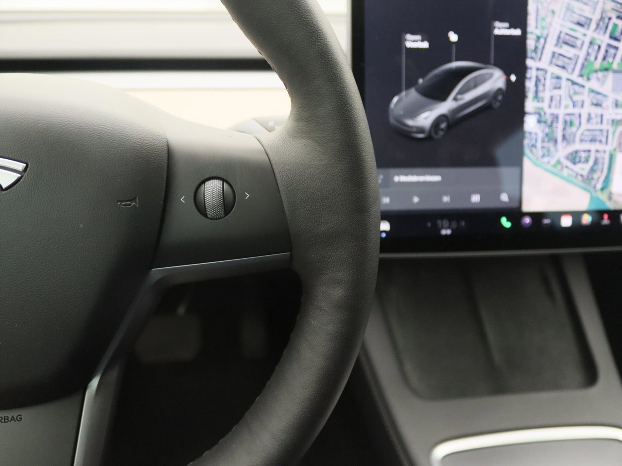 Tesla Model 3 Tesla Model 3 Standard RWD Plus FACELIFT 96.3% SoH [ LFP-ACCU+WARMTEPOMP+AUTOPILOT+60 kWh+PREMIUM AUDIO ] 28