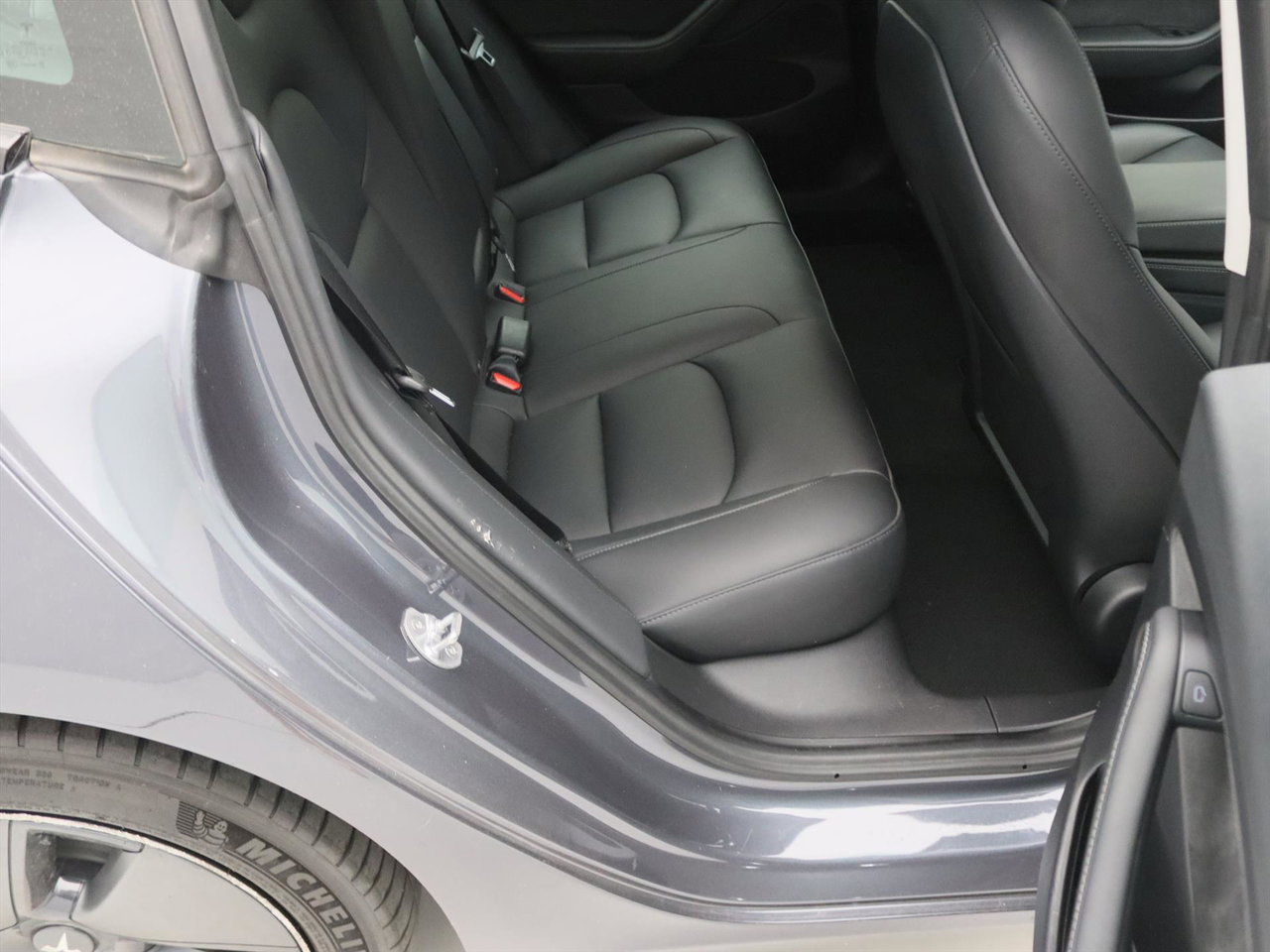 Tesla Model 3 Tesla Model 3 Standard RWD Plus FACELIFT 96.3% SoH [ LFP-ACCU+WARMTEPOMP+AUTOPILOT+60 kWh+PREMIUM AUDIO ] 15