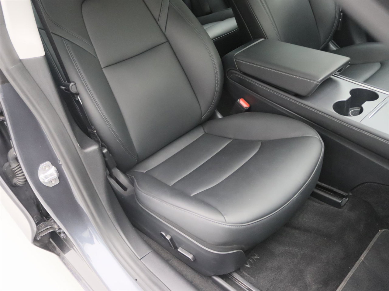 Tesla Model 3 Tesla Model 3 Standard RWD Plus FACELIFT 96.3% SoH [ LFP-ACCU+WARMTEPOMP+AUTOPILOT+60 kWh+PREMIUM AUDIO ] 19
