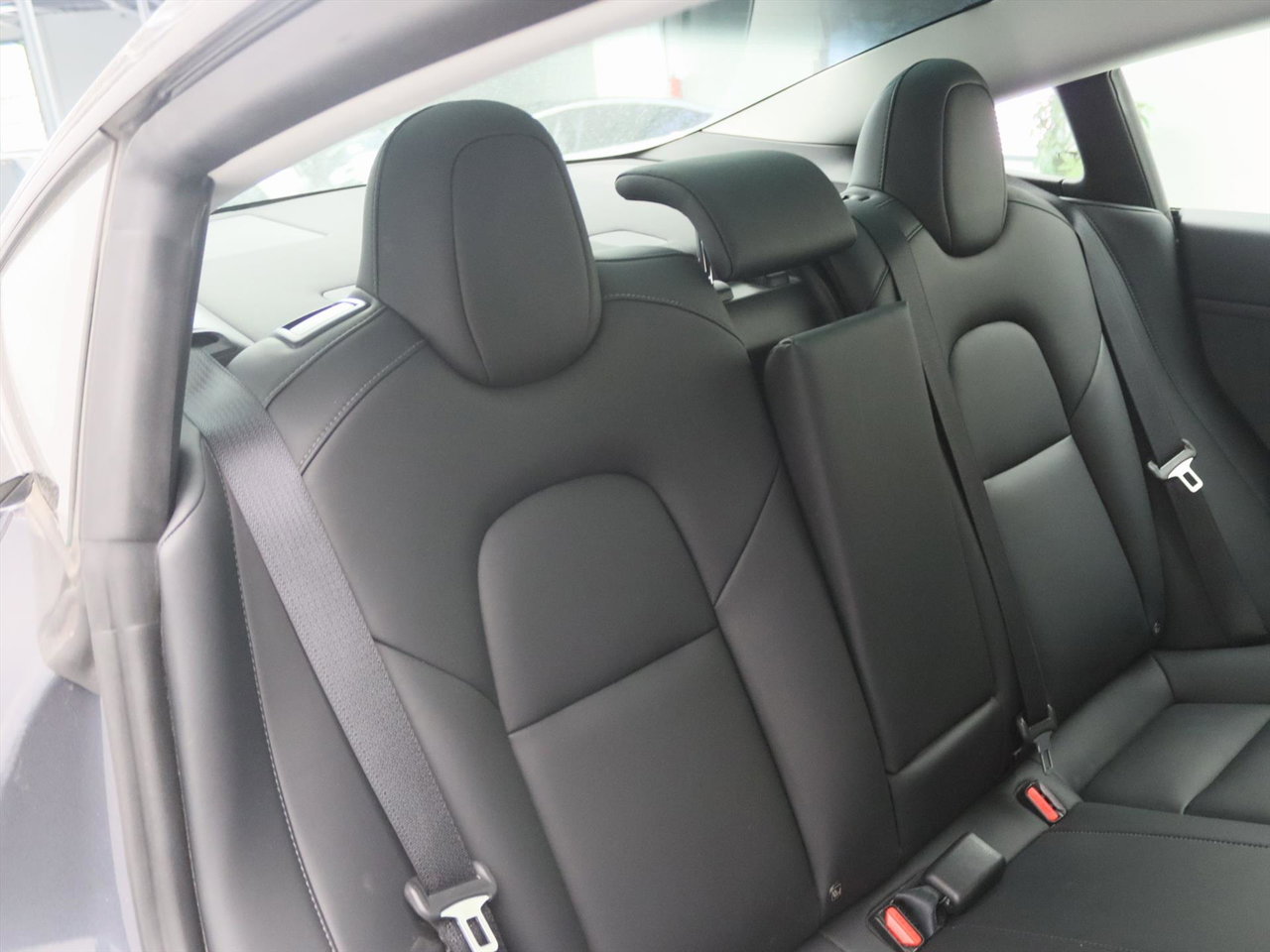 Tesla Model 3 Tesla Model 3 Standard RWD Plus FACELIFT 96.3% SoH [ LFP-ACCU+WARMTEPOMP+AUTOPILOT+60 kWh+PREMIUM AUDIO ] 16