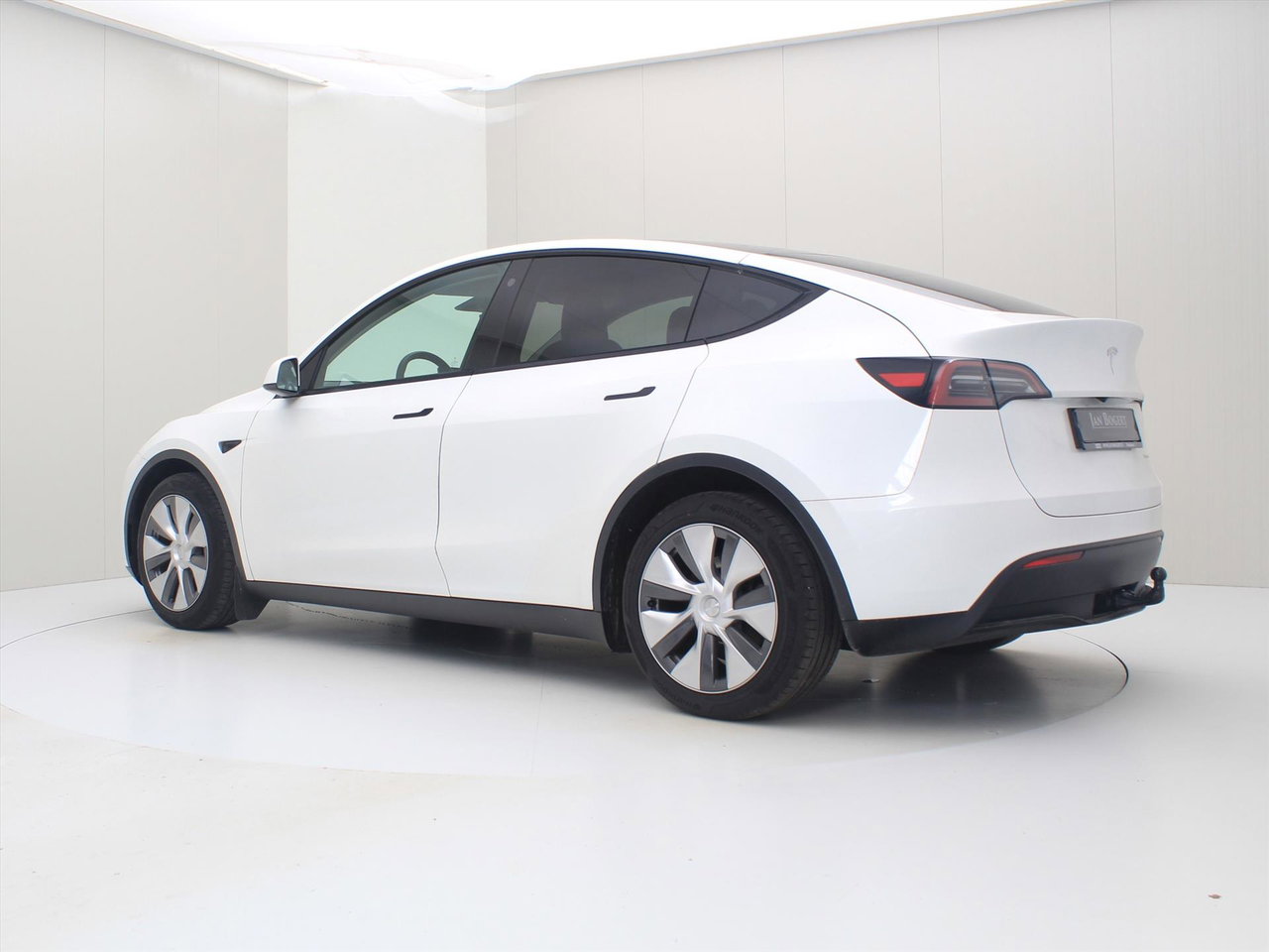 Tesla Model Y Long-Range AWD 351pk 75 kWh [ AMD RYZEN+AUTOPILOT+19 INCH+533KM WLTP+PREMIUM AUDIO ] 3