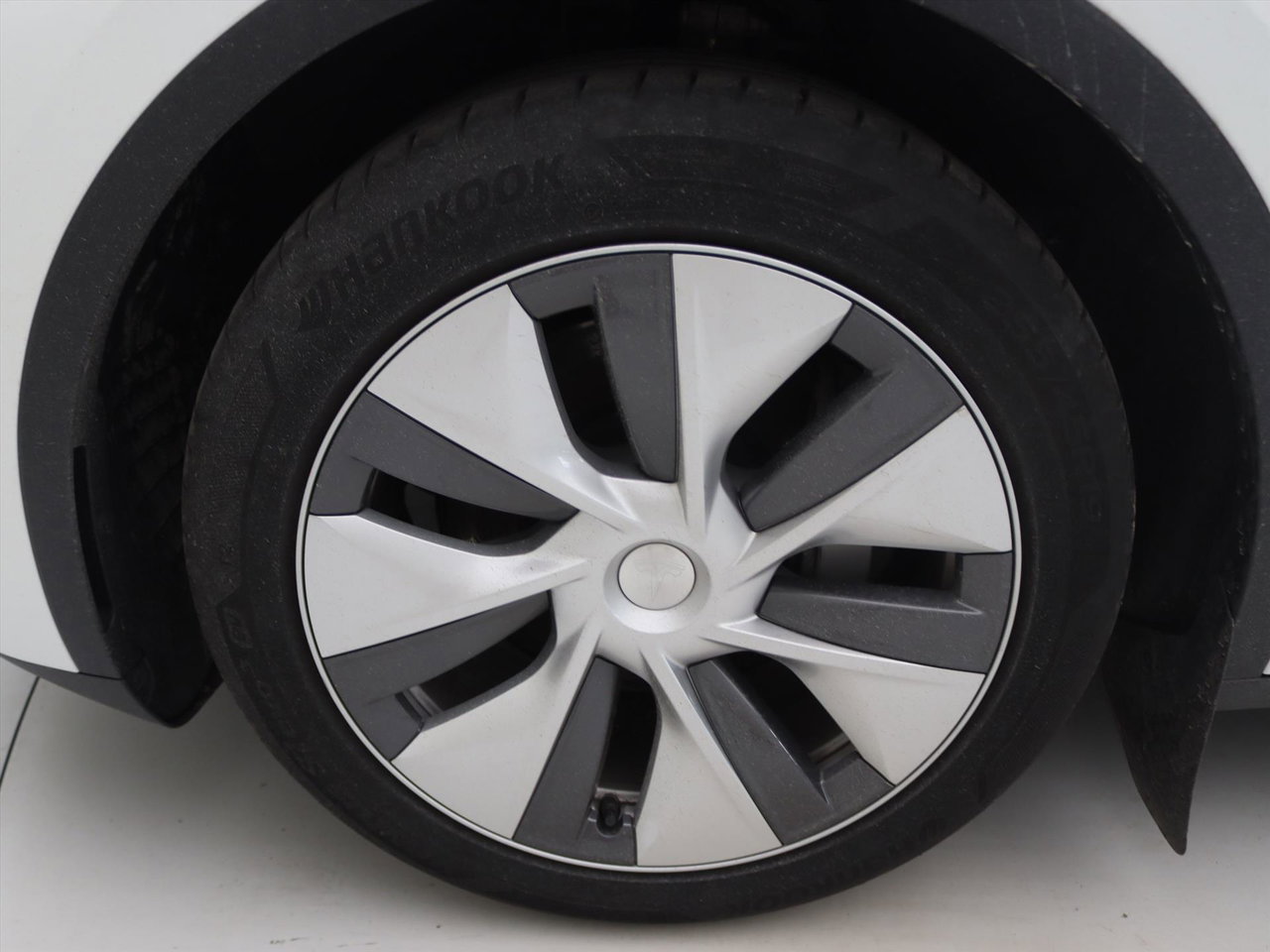 Tesla Model Y Long-Range AWD 351pk 75 kWh [ AMD RYZEN+AUTOPILOT+19 INCH+533KM WLTP+PREMIUM AUDIO ] 14
