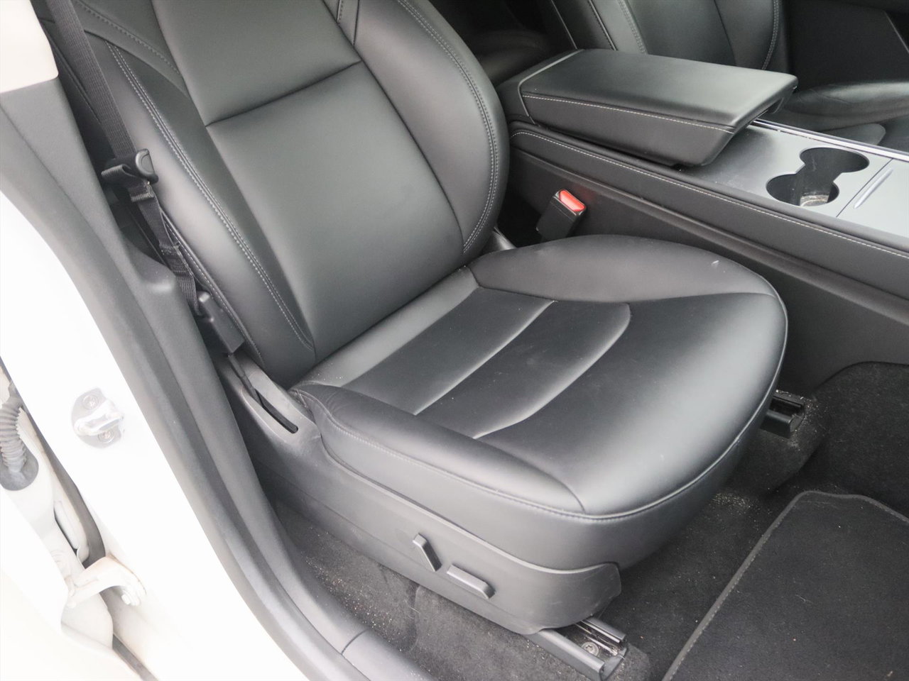 Tesla Model Y Long Range AWD 75kWh 351pk 90.7% SoH [ TREKHAAK+AUTOPILOT+20 INCH+PREMIUM AUDIO ] 15