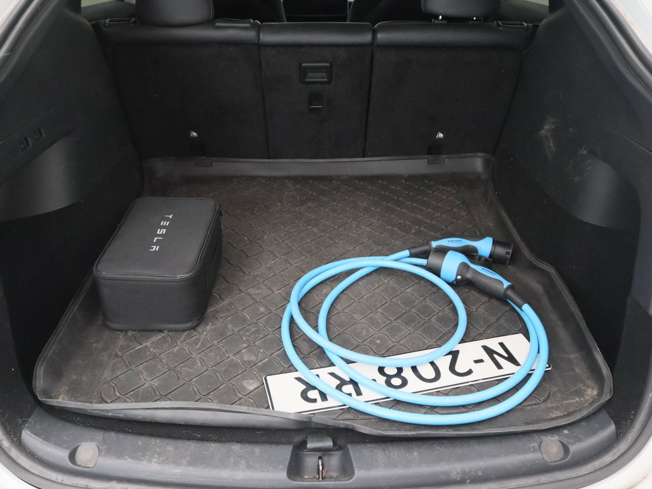 Tesla Model Y Long Range AWD 75kWh 351pk 90.7% SoH [ TREKHAAK+AUTOPILOT+20 INCH+PREMIUM AUDIO ] 24