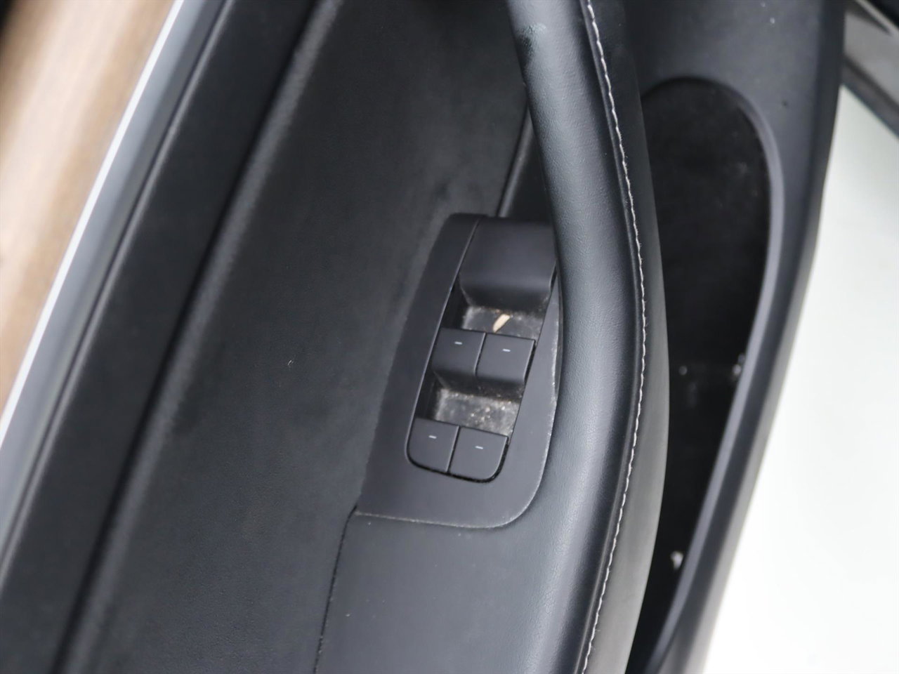 Tesla Model Y Long Range AWD 75kWh 351pk 90.7% SoH [ TREKHAAK+AUTOPILOT+19 INCH+PREMIUM AUDIO ] 23