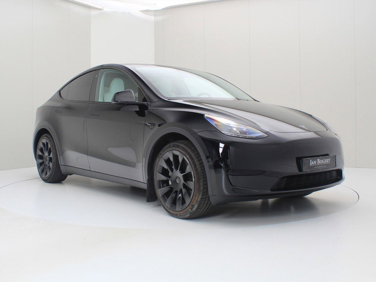 Tesla Model Y Standard RWD Plus 351pk [ AMD RYZEN+WIT LEDER+LFP ACCU+ENHANCED AUTOPILOT+20 INCH+PREMIUM AUDIO ] 4