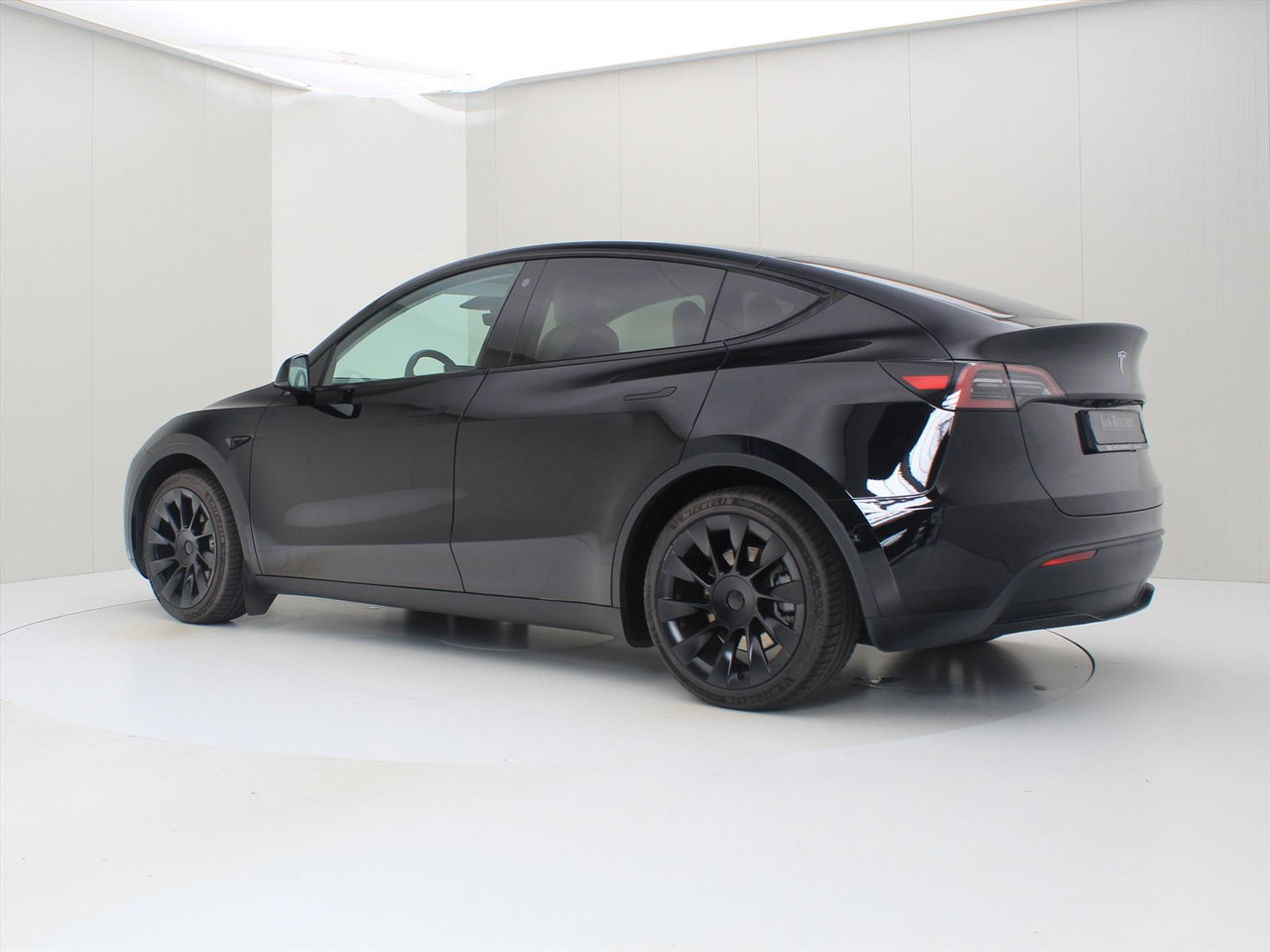 Tesla Model Y Standard RWD Plus 351pk [ AMD RYZEN+WIT LEDER+LFP ACCU+ENHANCED AUTOPILOT+20 INCH+PREMIUM AUDIO ] 3