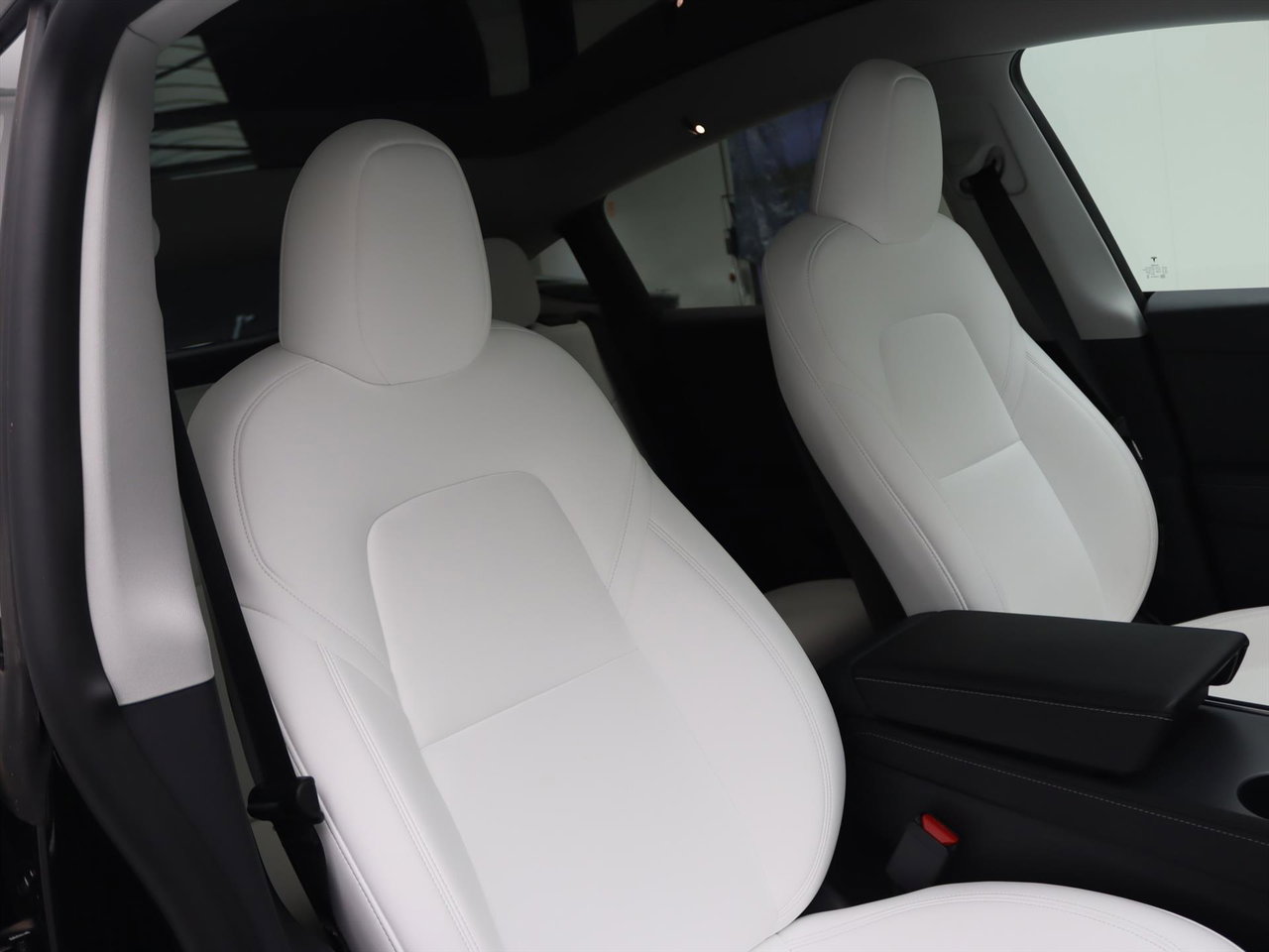 Tesla Model Y Standard RWD Plus 351pk [ AMD RYZEN+WIT LEDER+LFP ACCU+ENHANCED AUTOPILOT+20 INCH+PREMIUM AUDIO ] 18