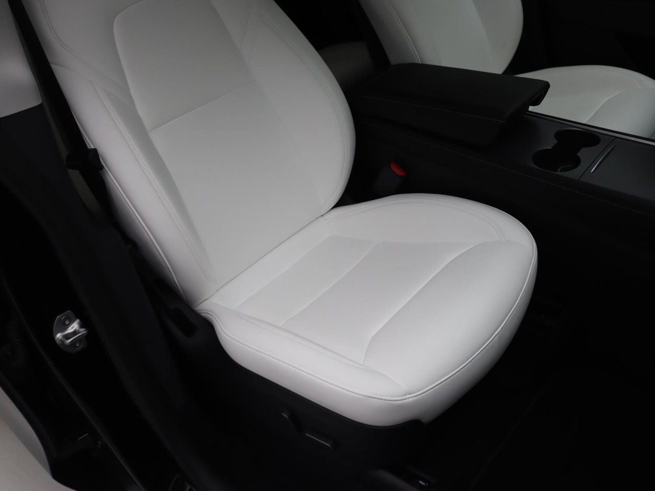 Tesla Model Y Standard RWD Plus 351pk [ AMD RYZEN+WIT LEDER+LFP ACCU+ENHANCED AUTOPILOT+20 INCH+PREMIUM AUDIO ] 17