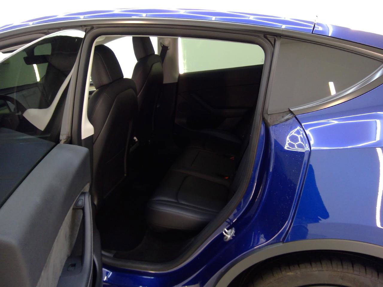Tesla Model Y Long Range AWD 75kWh 351pk 91.2% SoH [ AUTOPILOT+20 INCH+PREMIUM AUDIO ] 9