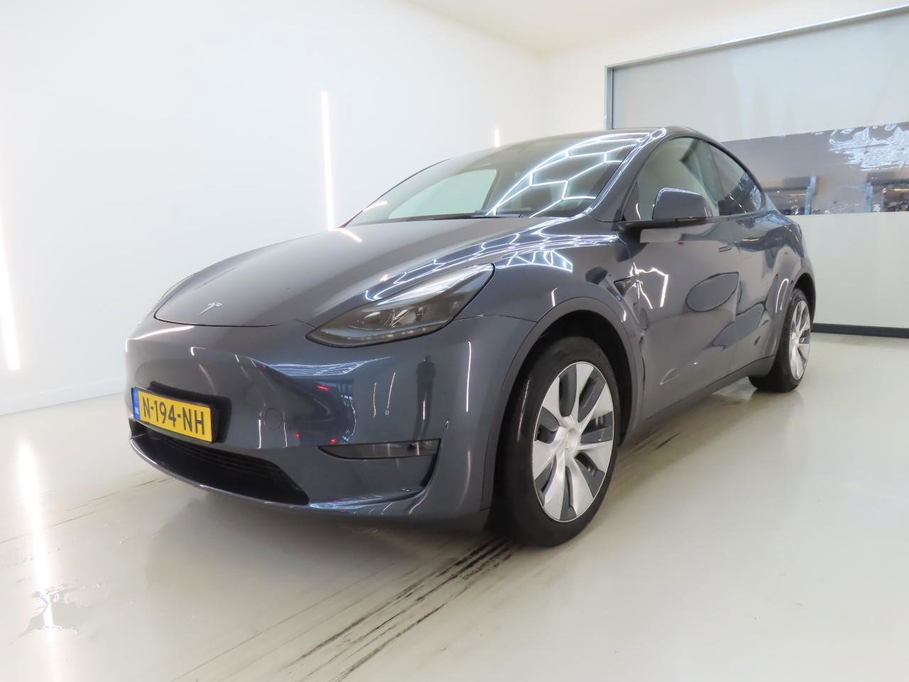Tesla Model Y Long Range AWD 75kWh 351pk 92.6% SoH [ TREKHAAK+AUTOPILOT+19 INCH+PREMIUM AUDIO ]
