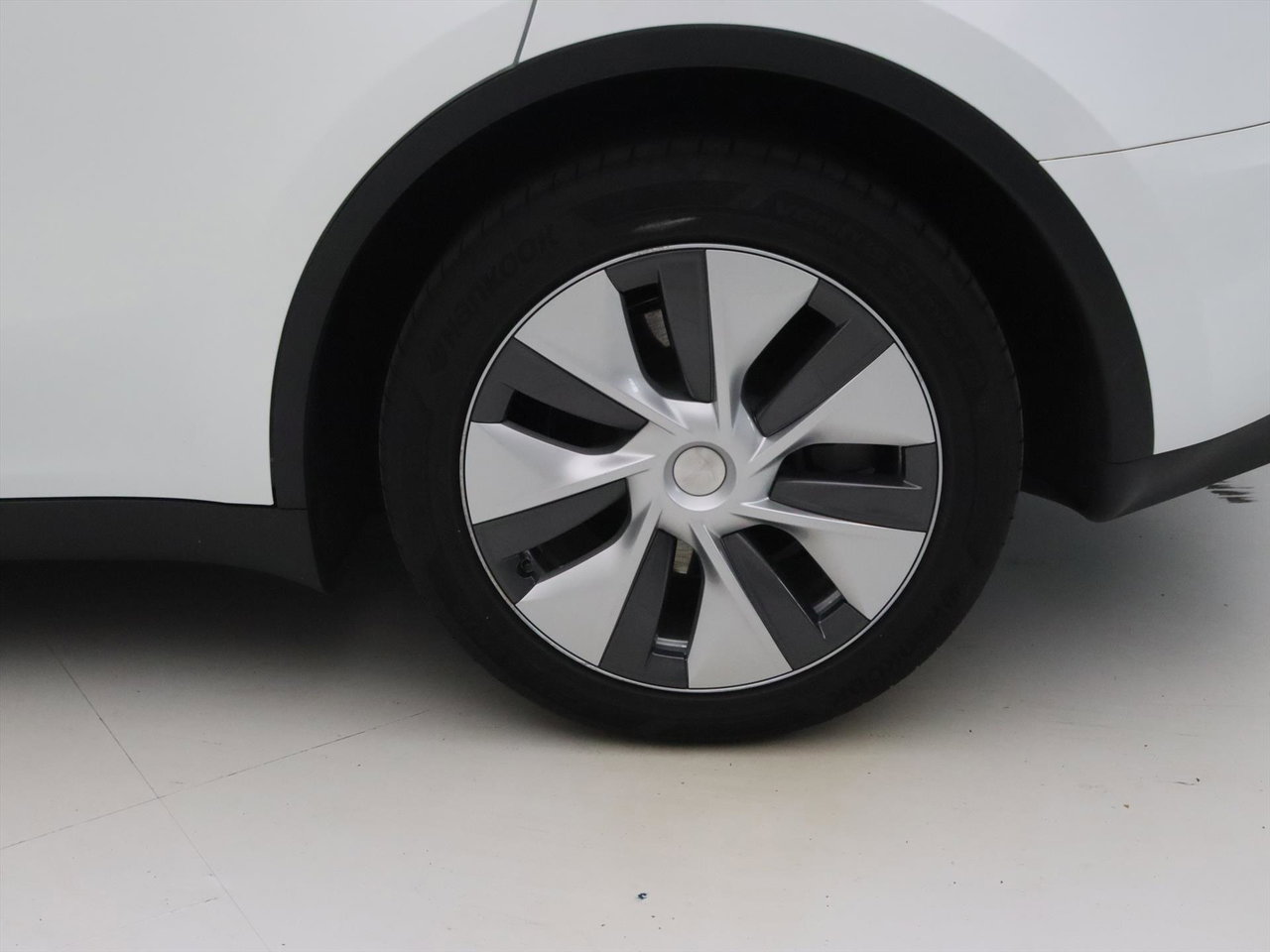 Tesla Model Y Long Range AWD 75kWh 351pk 95.2% SoH AMD RYZEN [ AUTOPILOT+19 INCH+PREMIUM AUDIO ] 23
