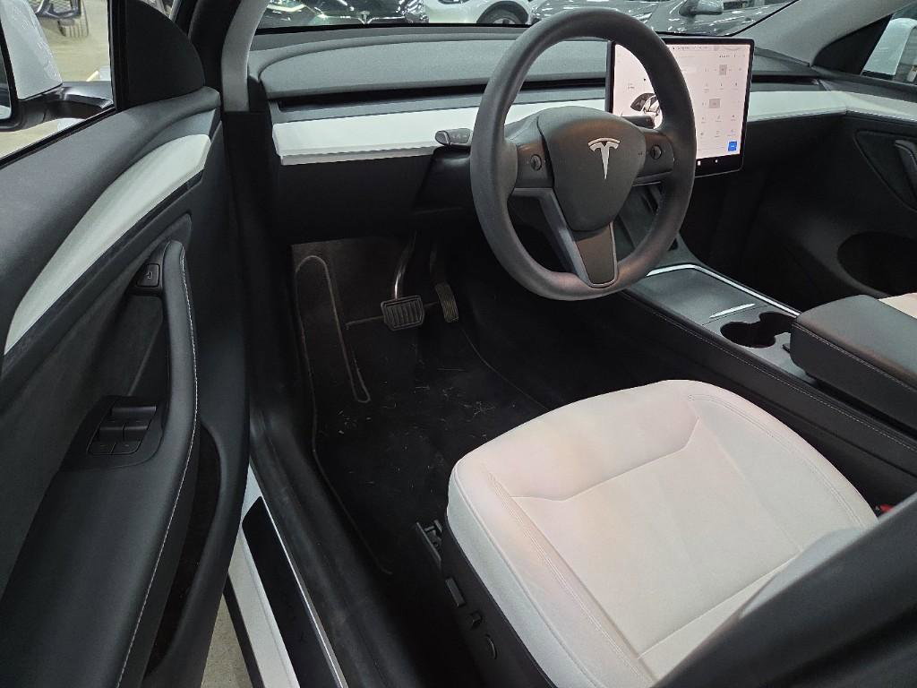 Tesla Model Y Long Range RWD [ HW4+WIT LEDER+AUTOPILOT+19 INCH+600KM WLTP ] 27