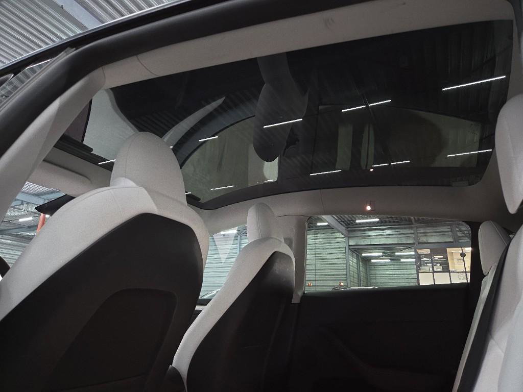 Tesla Model Y Long Range RWD [ HW4+WIT LEDER+AUTOPILOT+19 INCH+600KM WLTP ] 8