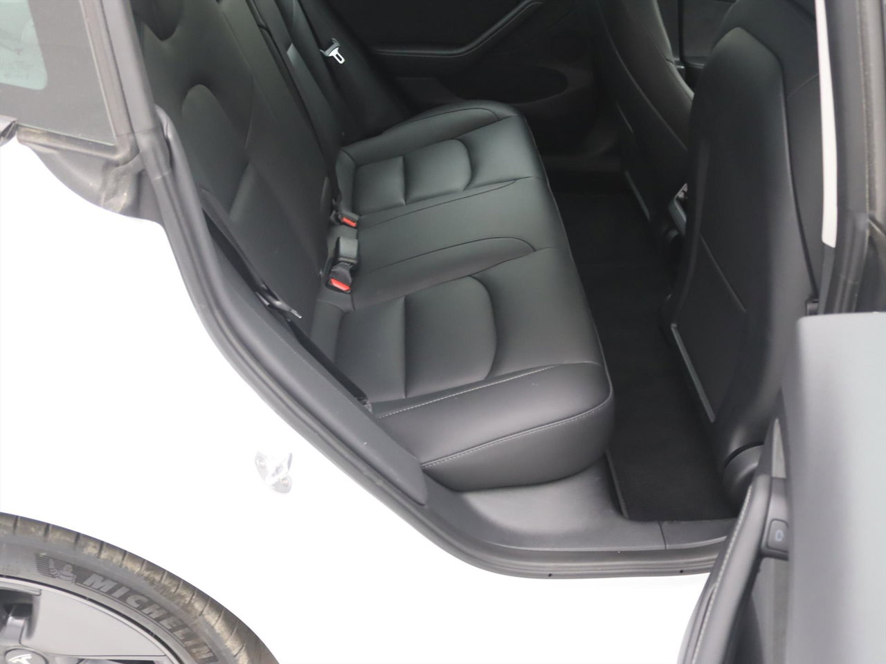 Tesla Model 3 Standard RWD Plus 92.5% SoH UPGRADE [ RYZEN AMD+LFP-ACCU+WARMTEPOMP+AUTOPILOT+60 kWh ] 13