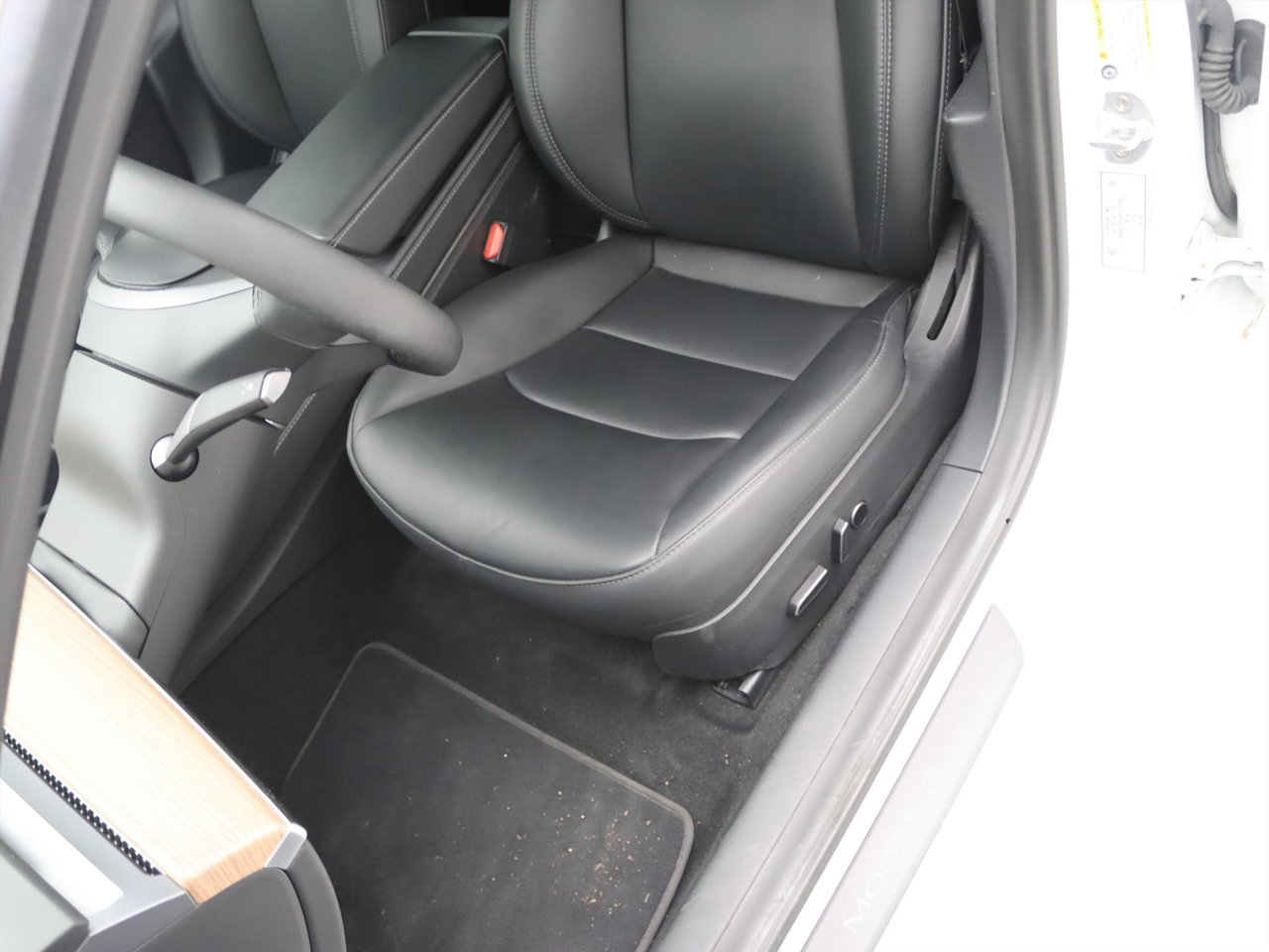 Tesla Model 3 Standard RWD Plus 92.5% SoH UPGRADE [ RYZEN AMD+LFP-ACCU+WARMTEPOMP+AUTOPILOT+60 kWh ] 17