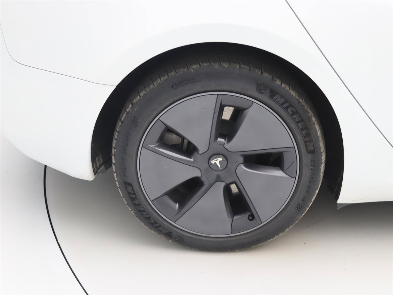 Tesla Model 3 Standard RWD Plus 92.5% SoH UPGRADE [ RYZEN AMD+LFP-ACCU+WARMTEPOMP+AUTOPILOT+60 kWh ] 9