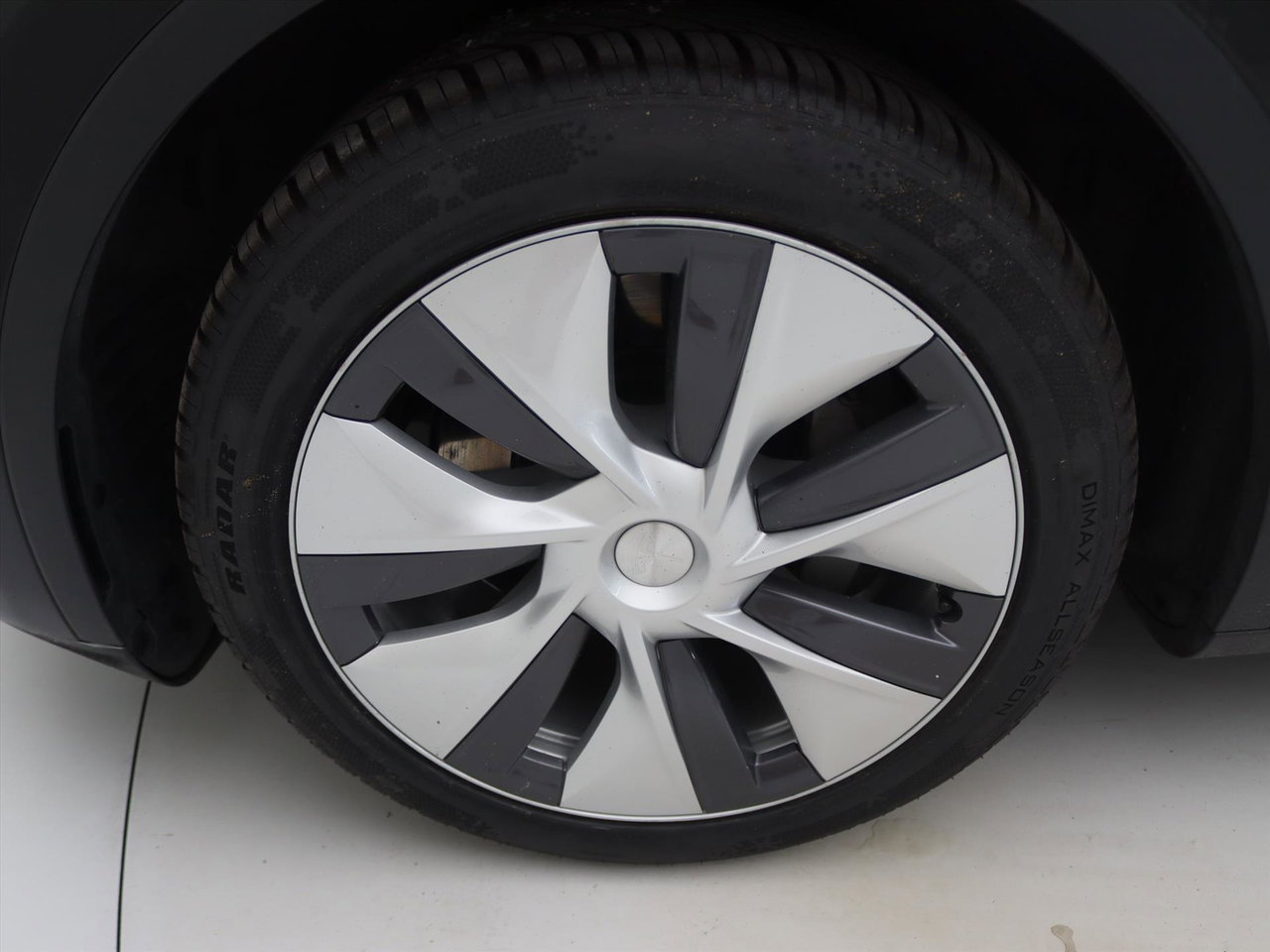 Tesla Model Y Long Range AWD 75kWh 351pk AMD RYZEN [ AUTOPILOT+19 INCH+PREMIUM AUDIO ] 14