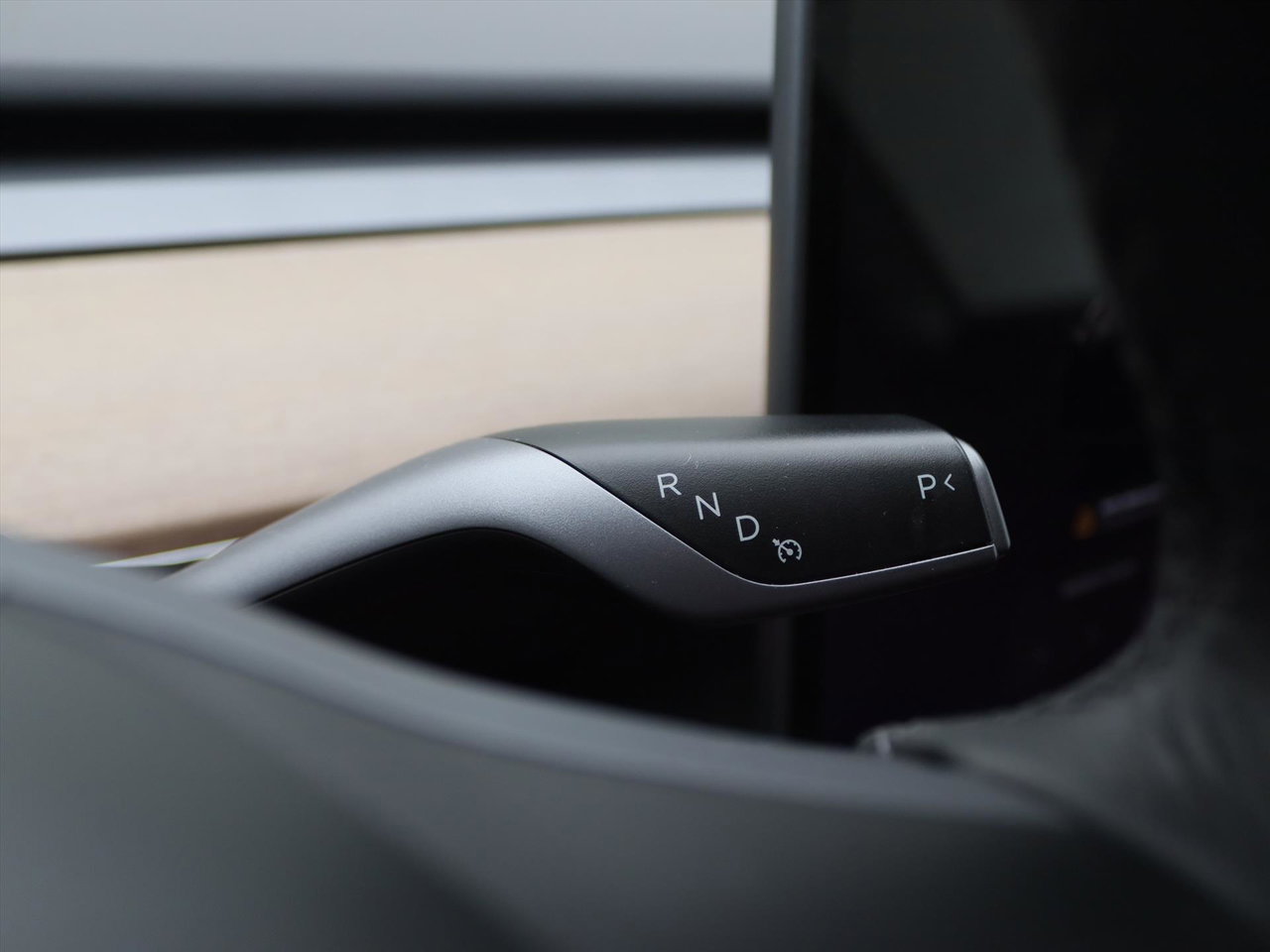 Tesla Model Y Long Range AWD 75kWh 351pk AMD RYZEN [ AUTOPILOT+19 INCH+PREMIUM AUDIO ] 24