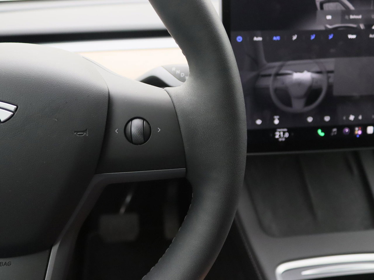 Tesla Model Y Long Range AWD 75kWh 351pk 93% SoH AMD RYZEN [ AUTOPILOT+20 INCH+PREMIUM AUDIO ] 29
