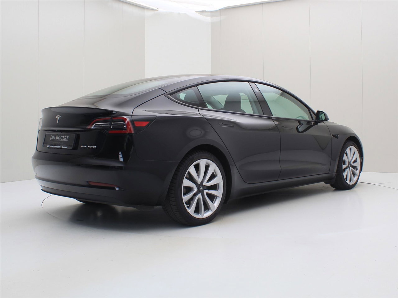 Tesla Model 3 Long-Range AWD 351pk 75 kWh 90.1% SoH FACELIFT [ WARMTEPOMP+AUTOPILOT+19 INCH ] 3