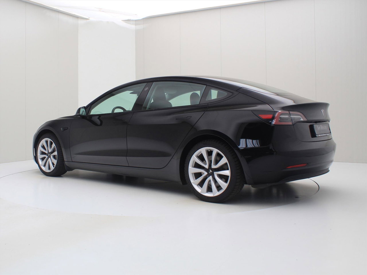 Tesla Model 3 Long-Range AWD 351pk 75 kWh 90.1% SoH FACELIFT [ WARMTEPOMP+AUTOPILOT+19 INCH ] 4