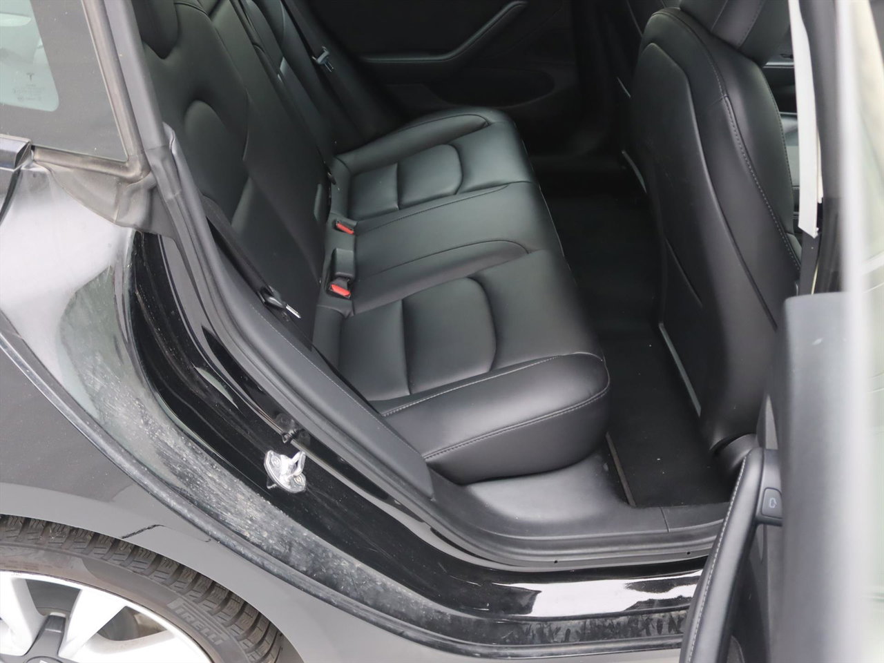Tesla Model 3 Long-Range AWD 351pk 75 kWh 90.1% SoH FACELIFT [ WARMTEPOMP+AUTOPILOT+19 INCH ] 16