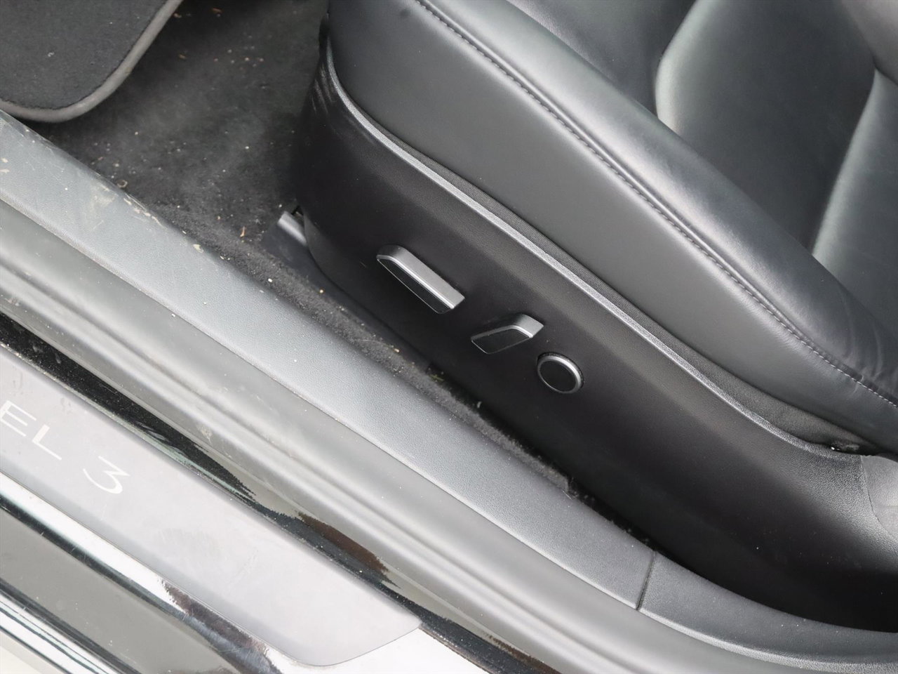 Tesla Model 3 Long-Range AWD 351pk 75 kWh 90.1% SoH FACELIFT [ WARMTEPOMP+AUTOPILOT+19 INCH ] 25