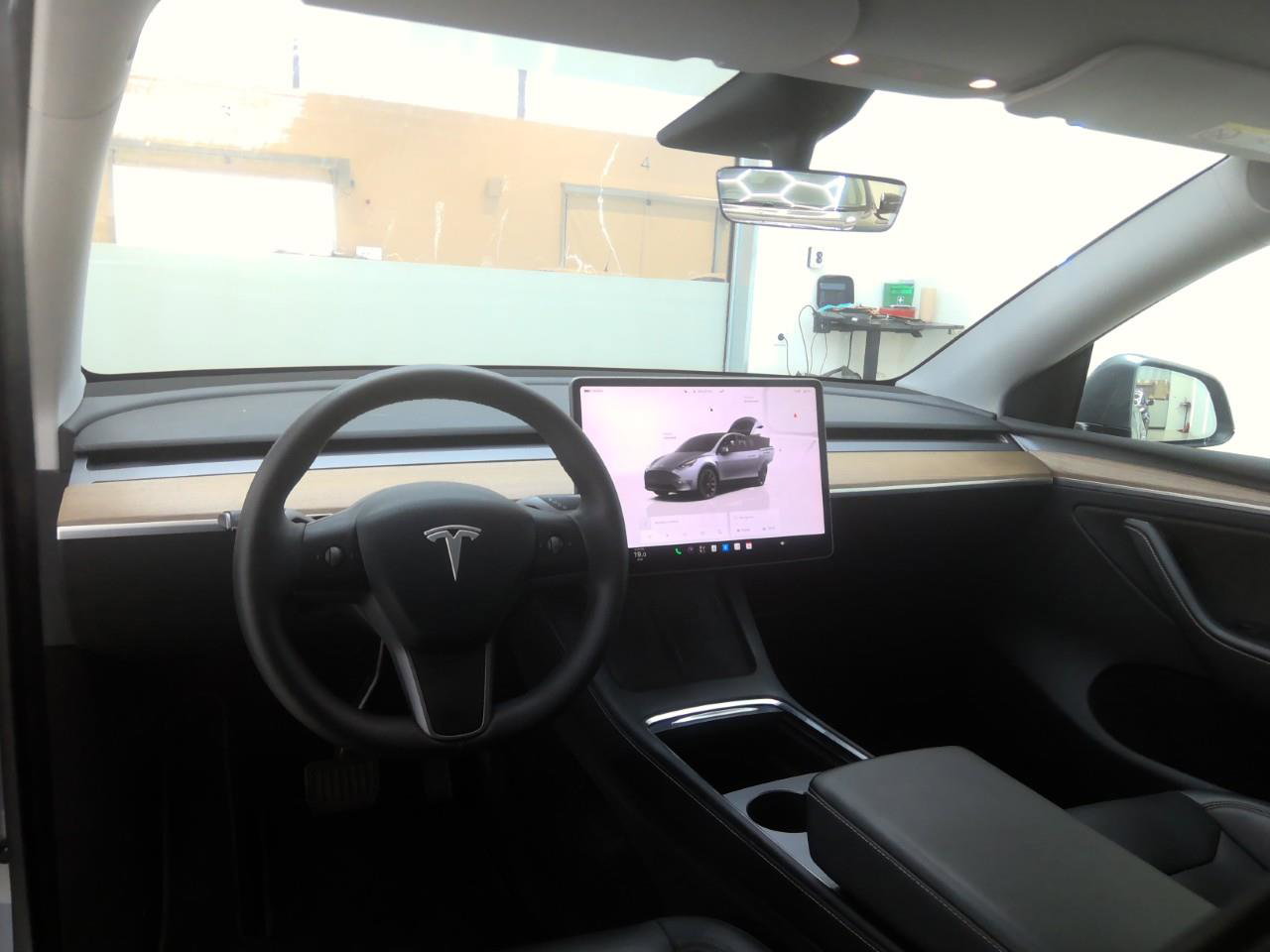 Tesla Model Y Standard RWD Plus 351pk 94.5% SoH [ TREKHAAK+LFP ACCU+AUTOPILOT+20 INCH+PREMIUM AUDIO ] 4
