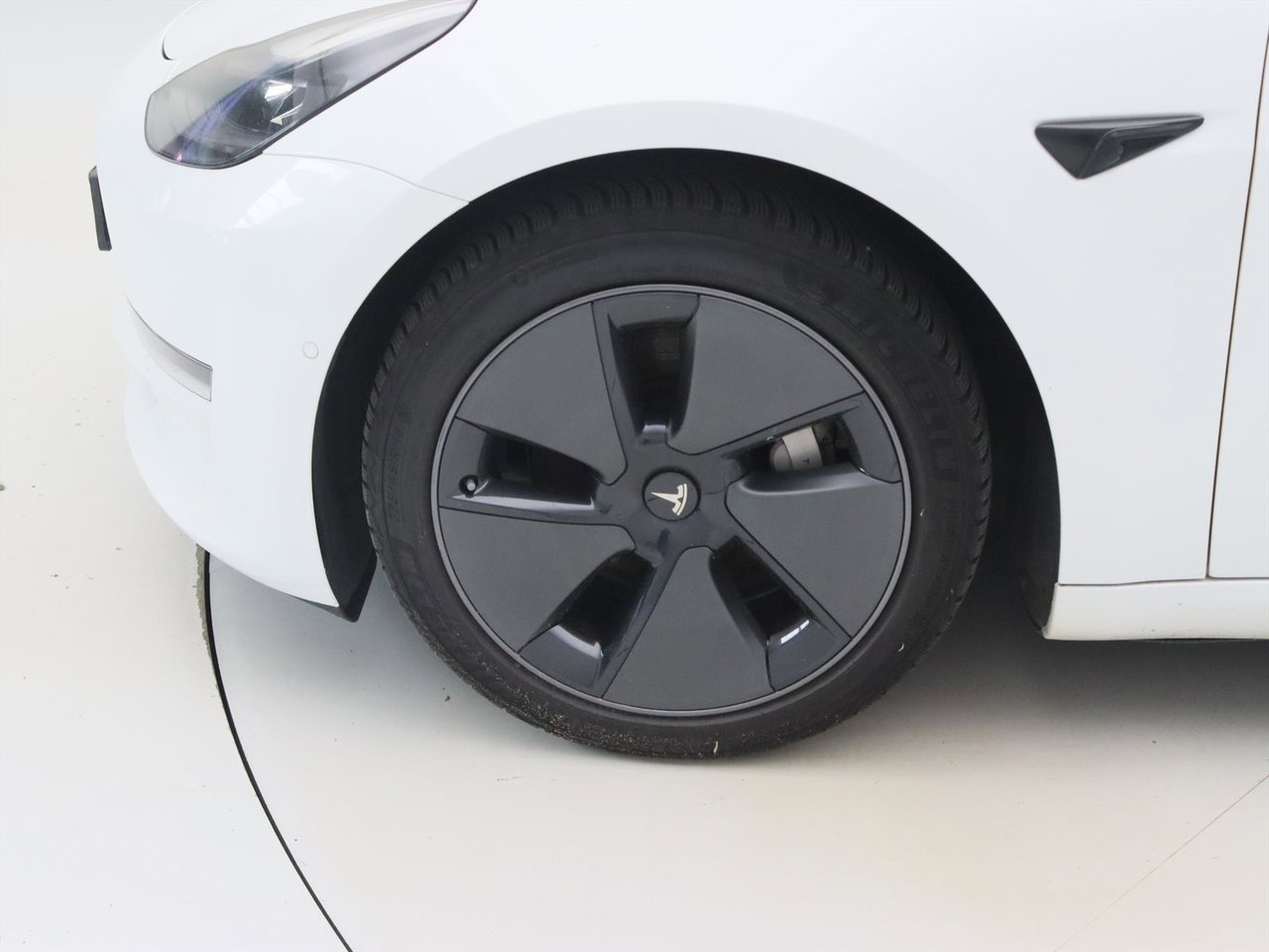 Tesla Model 3 Long-Range AWD 351pk 75 kWh FACELIFT [ TREKHAAK+WARMTEPOMP+AUTOPILOT+620KM WLTP+PREMIUM AUDIO ] 30