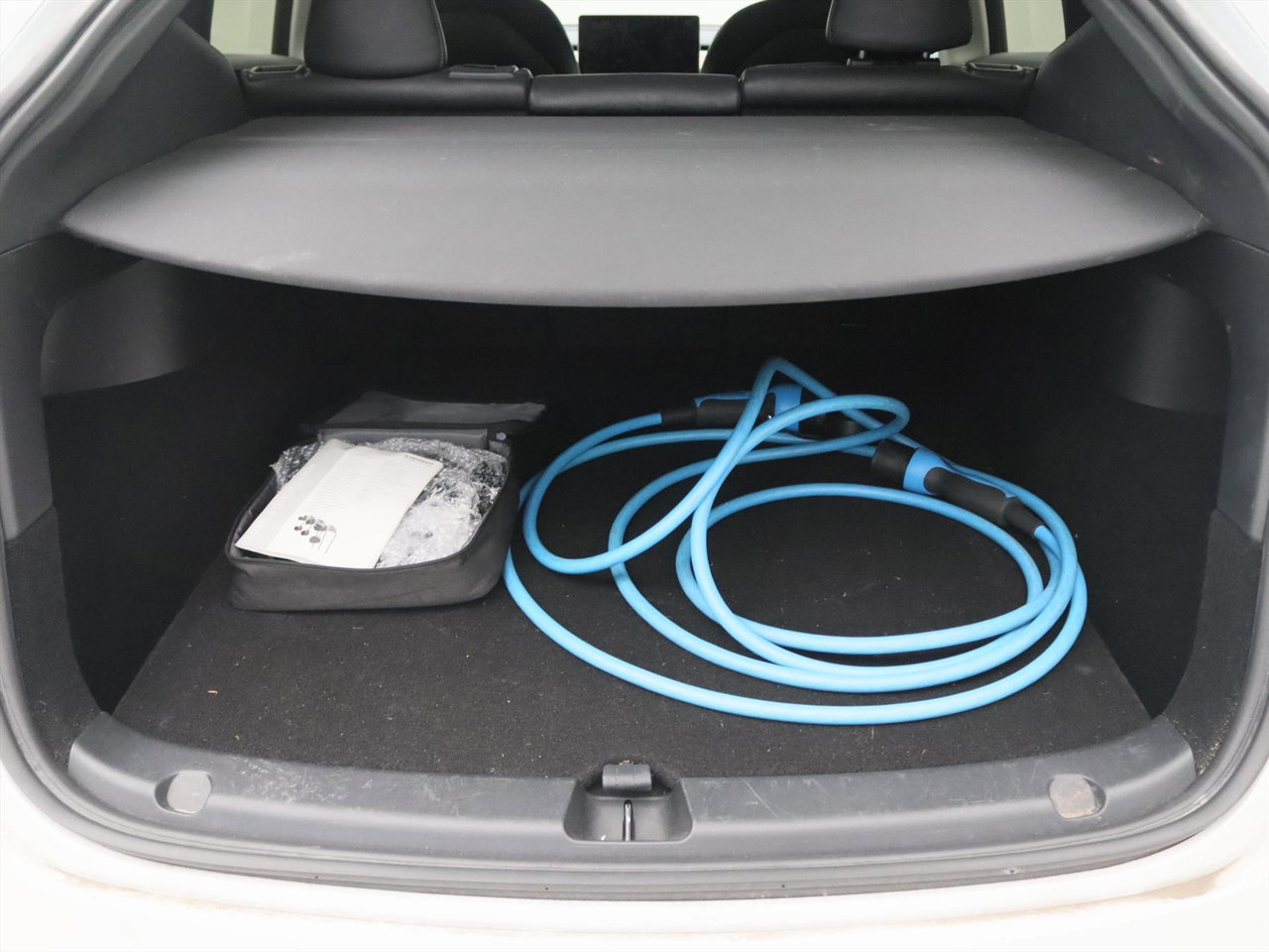 Tesla Model Y Long Range AWD 75kWh 351pk 91.3% SoH AMD RYZEN [ AUTOPILOT+19 INCH+PREMIUM AUDIO ] 9
