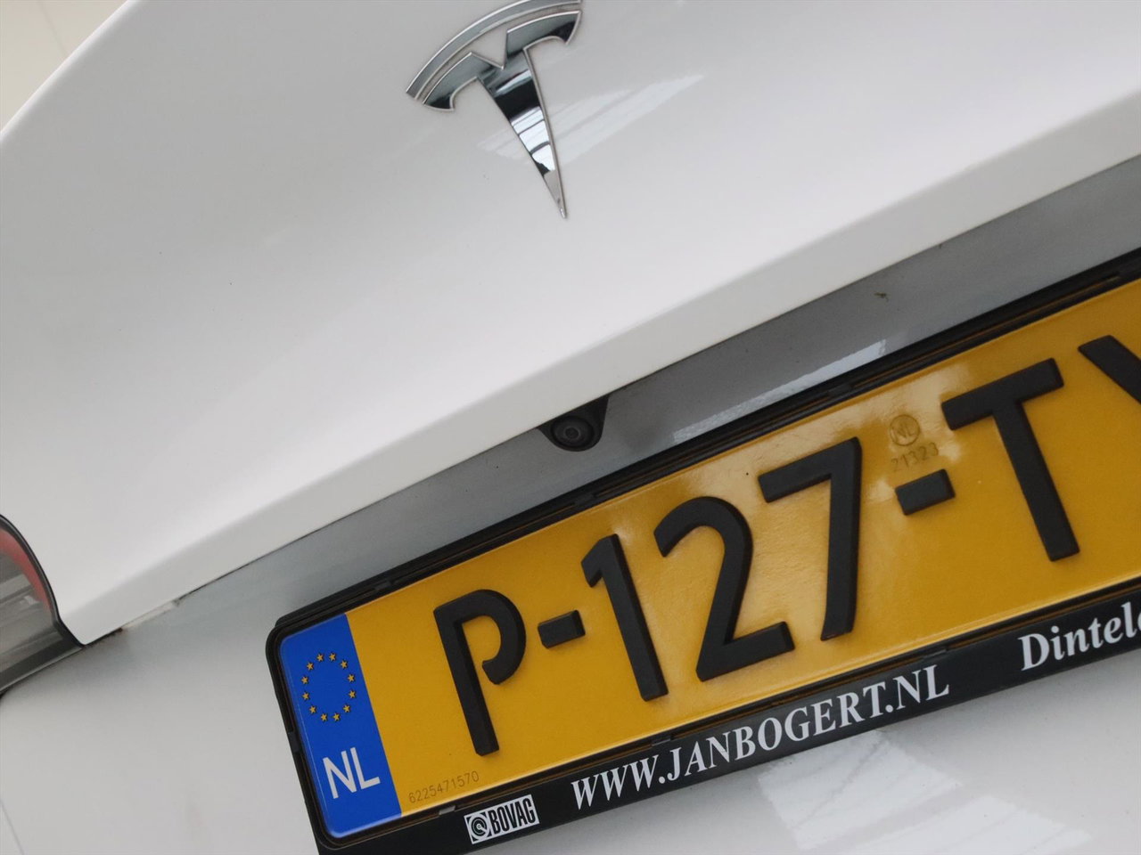 Tesla Model Y Long Range AWD 75kWh 351pk 91.3% SoH AMD RYZEN [ AUTOPILOT+19 INCH+PREMIUM AUDIO ] 8