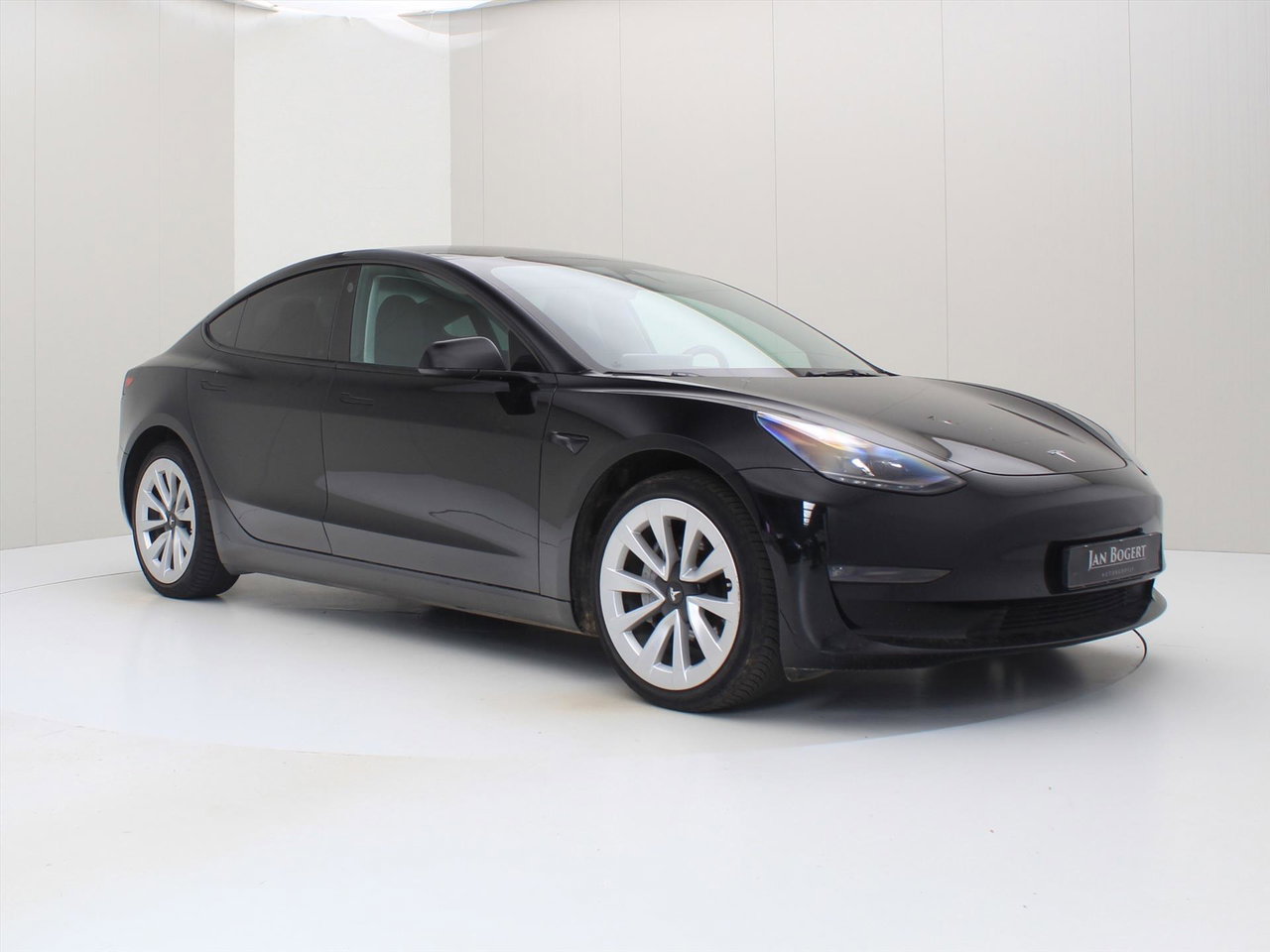 Tesla Model 3 Long-Range AWD 351pk 75 kWh UPGRADE [ RYZEN AMD+WARMTEPOMP+AUTOPILOT ] 4