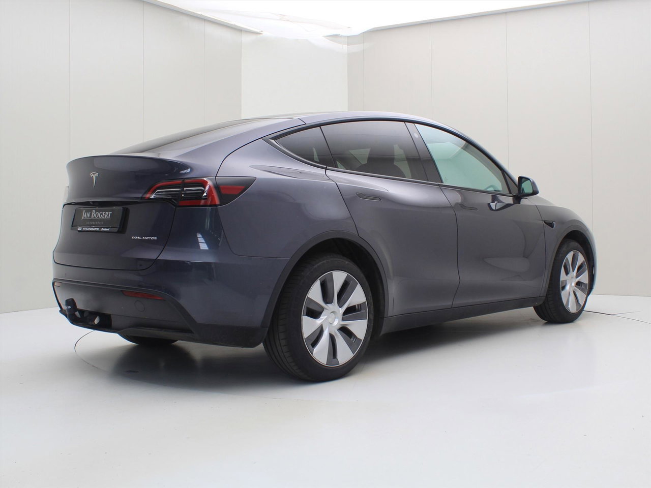Tesla Model Y Long Range AWD 75kWh 358PK [ TREKHAAK+FSD+AUTOPILOT+PANO+LEDER+STOELVERWARMING ] 2