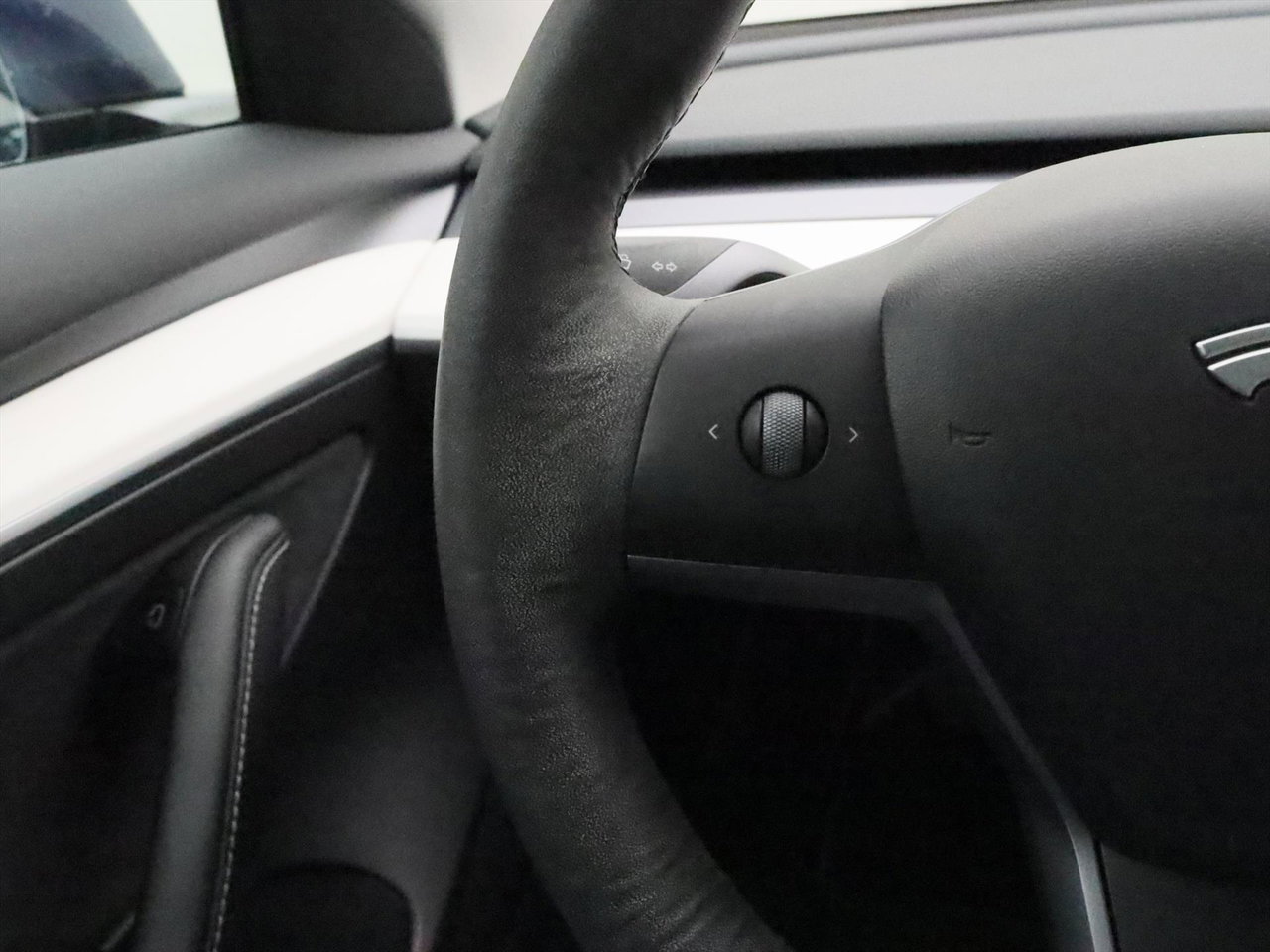 Tesla Model 3 Long-Range AWD 351pk 75 kWh [ FACELIFT+WARMTEPOMP+FSD+620KM WLTP+PREMIUM AUDIO ] 27