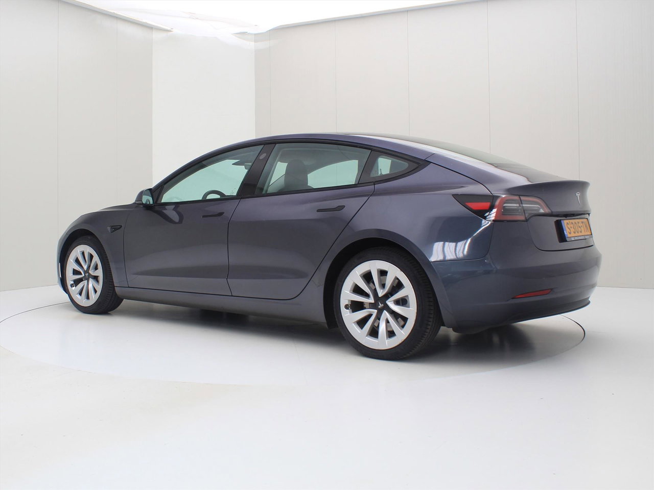 Tesla Model 3 Standard RWD Plus FACELIFT 90% SoH [ AMD RYZEN+WARMTEPOMP+AUTOPILOT+60 kWh+PREMIUM AUDIO ] 3