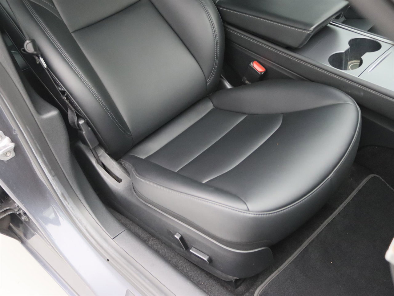 Tesla Model 3 Standard RWD Plus FACELIFT 90% SoH [ AMD RYZEN+WARMTEPOMP+AUTOPILOT+60 kWh+PREMIUM AUDIO ] 19