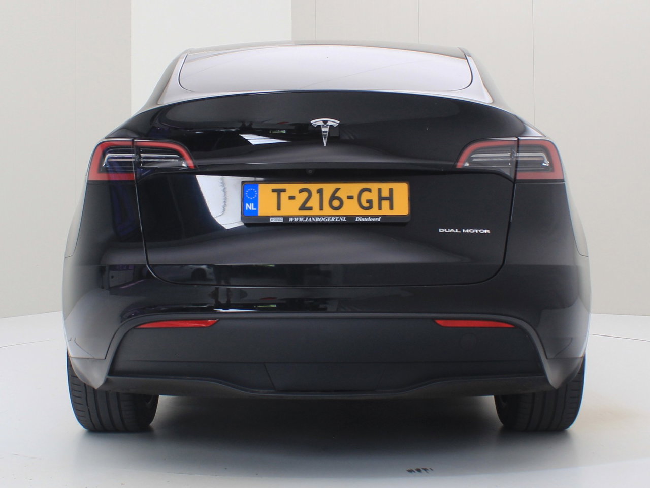 Tesla Model Y Long Range 345pk AWD 7