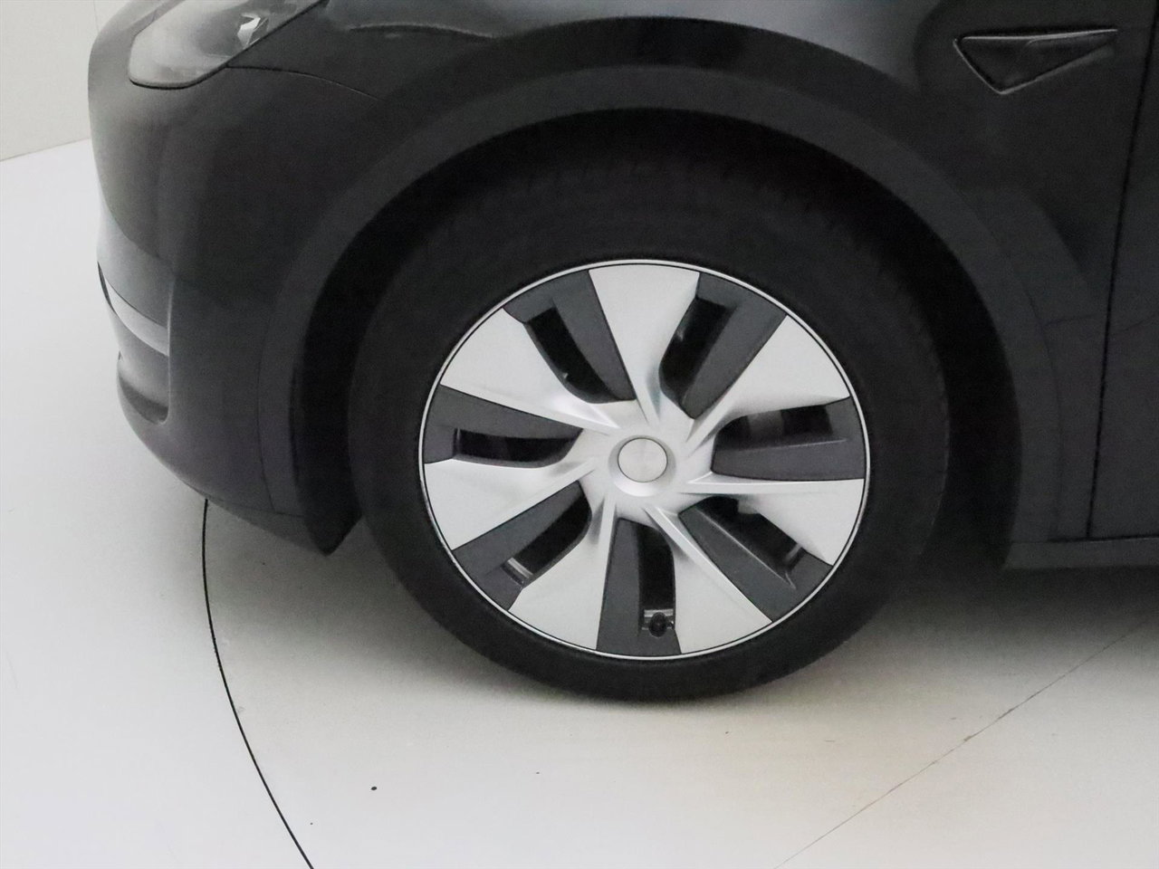 Tesla Model Y Long Range 345pk AWD 22