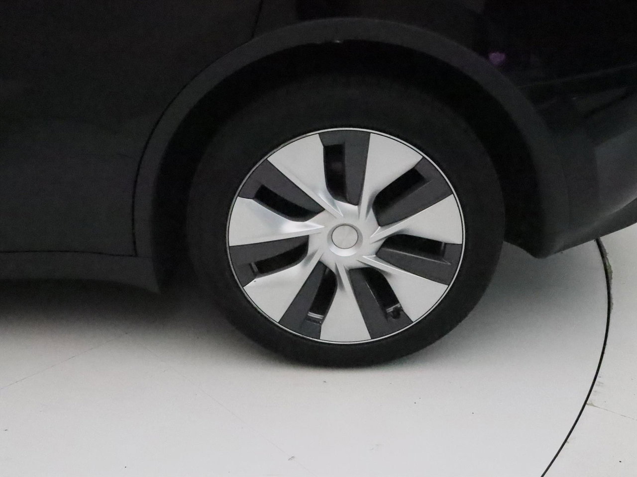 Tesla Model Y Long Range 345pk AWD 23