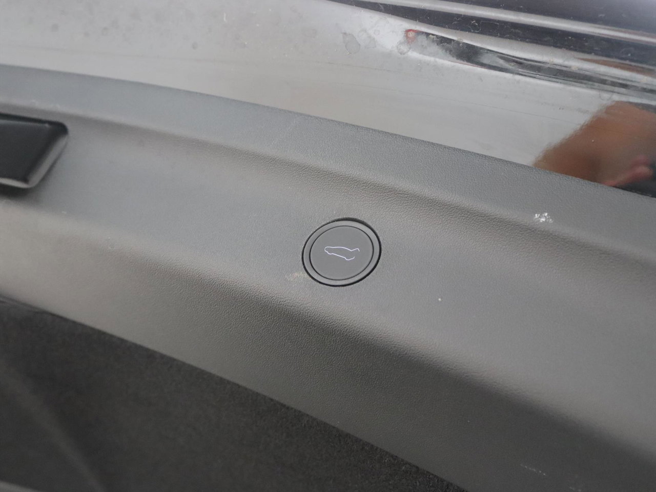 Tesla Model Y Standard RWD Plus 351pk 94,5% SoH [ HW4+LFP ACCU+AUTOPILOT+19 INCH+PREMIUM AUDIO ] 10