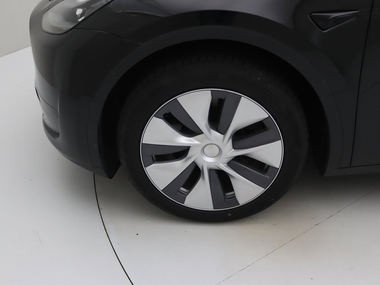 Tesla Model Y Standard RWD Plus 351pk 94,5% SoH [ HW4+LFP ACCU+AUTOPILOT+19 INCH+PREMIUM AUDIO ] 21