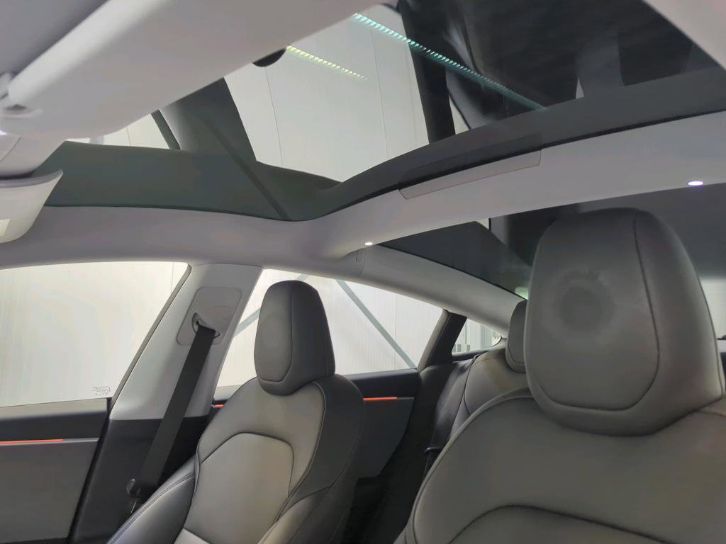 Tesla Model 3 Model 3 Standard RWD Plus HIGHLAND [ HW4+LFP-ACCU+AUTOPILOT+60 kWh+PREMIUM AUDIO ] 17