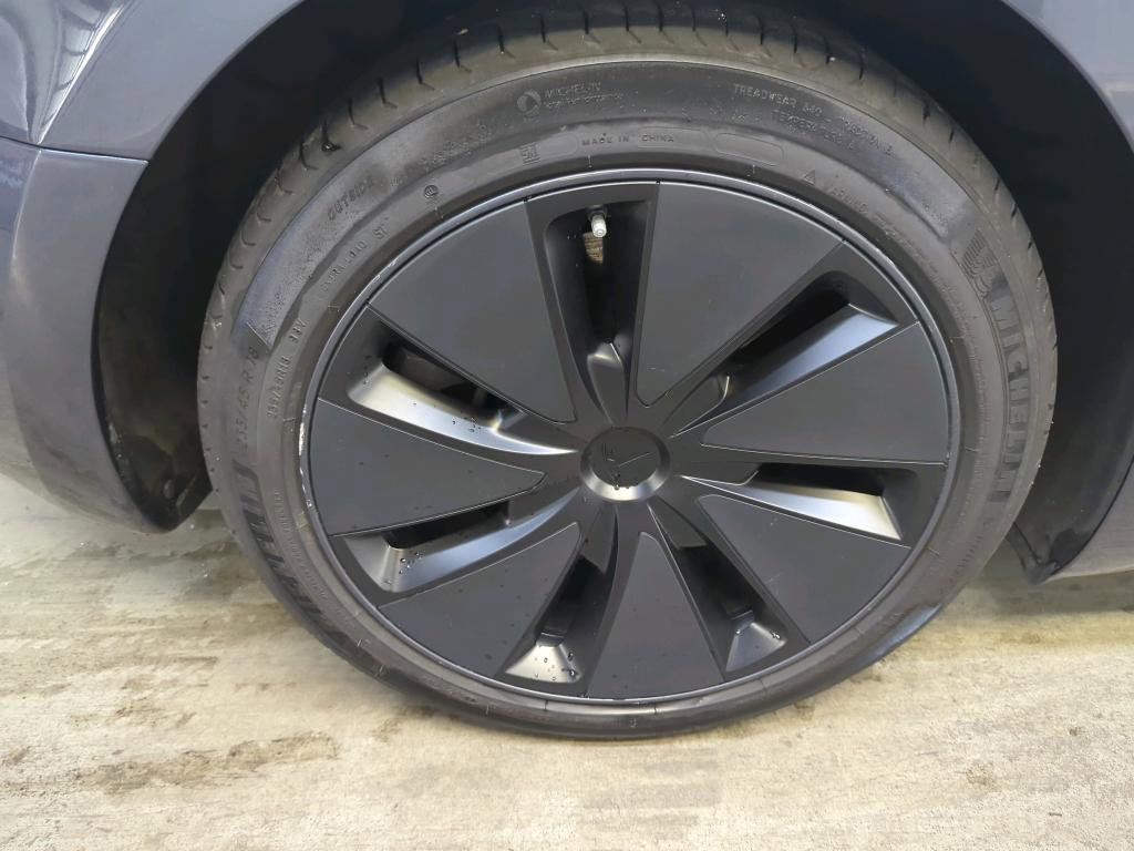 Tesla Model 3 Model 3 Standard RWD Plus HIGHLAND [ HW4+LFP-ACCU+AUTOPILOT+60 kWh+PREMIUM AUDIO ] 13